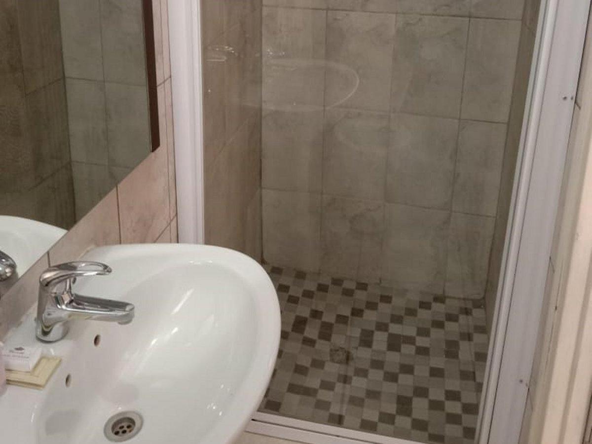 Twin Room - Photo 1