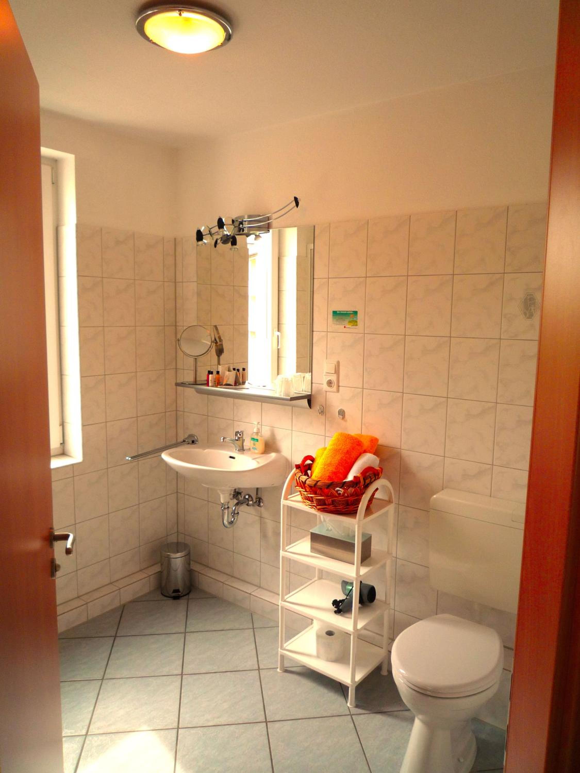 Double Room - Photo 10