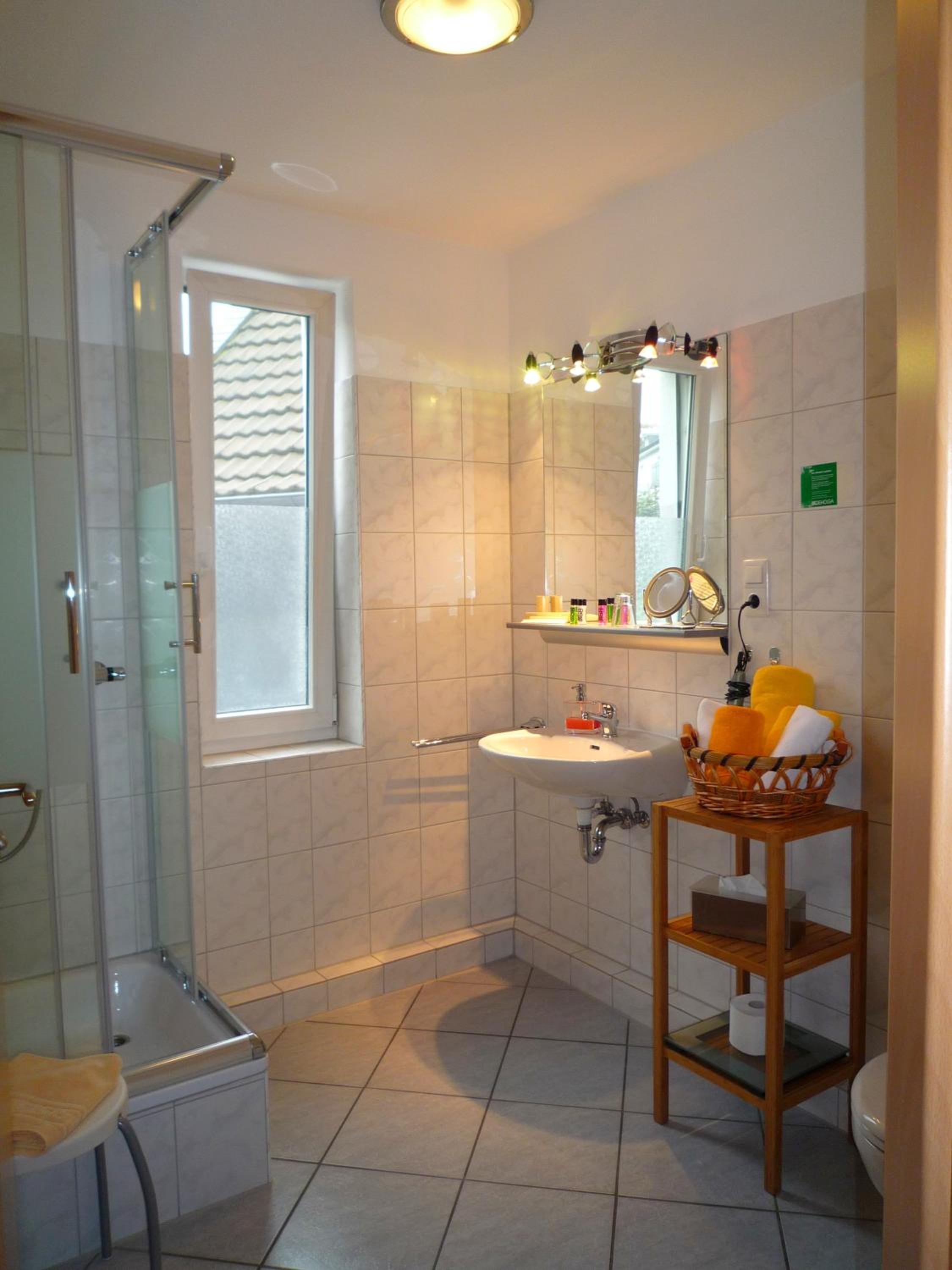 Double Room - Photo 6