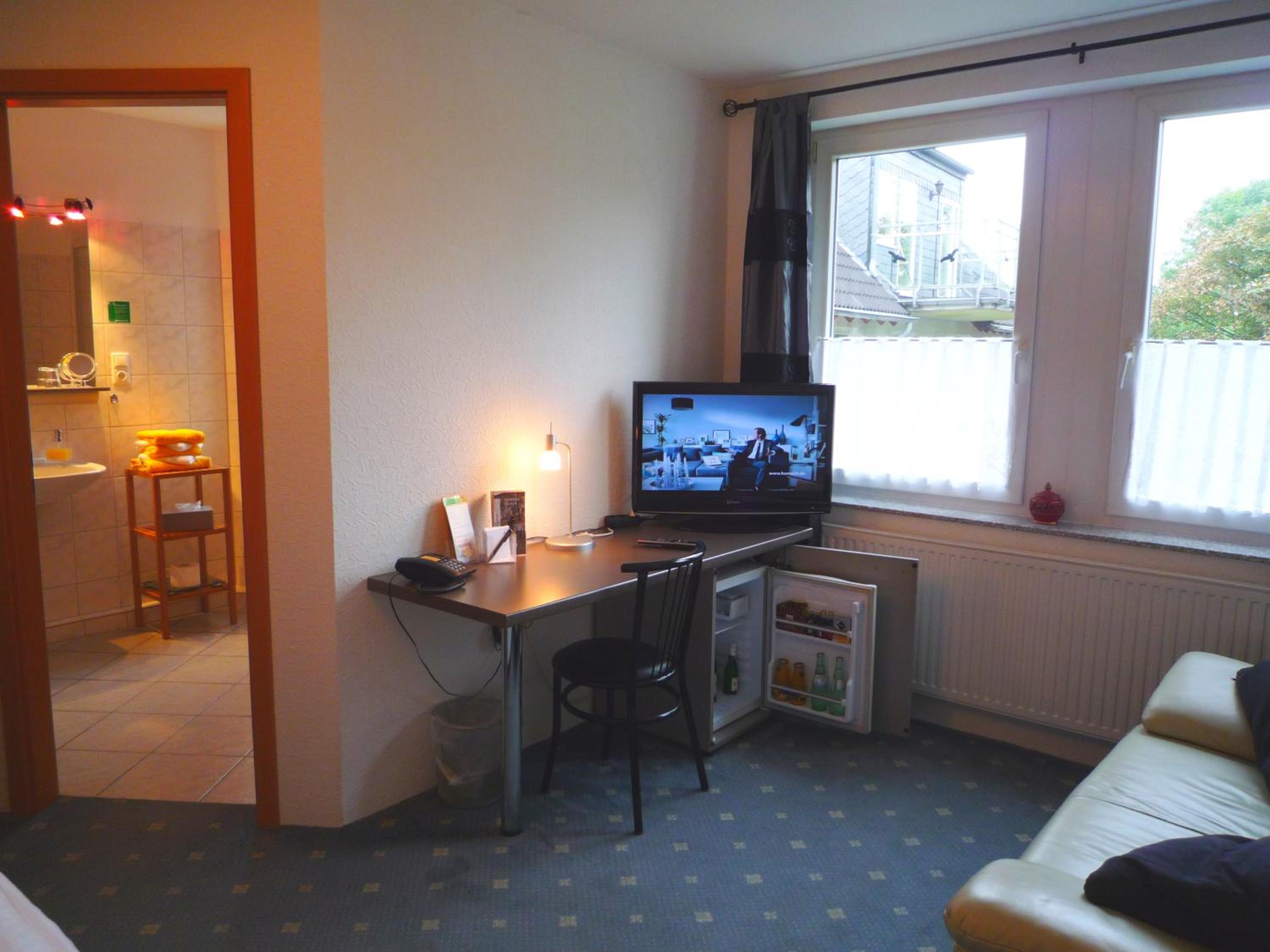 Double Room - Photo 7