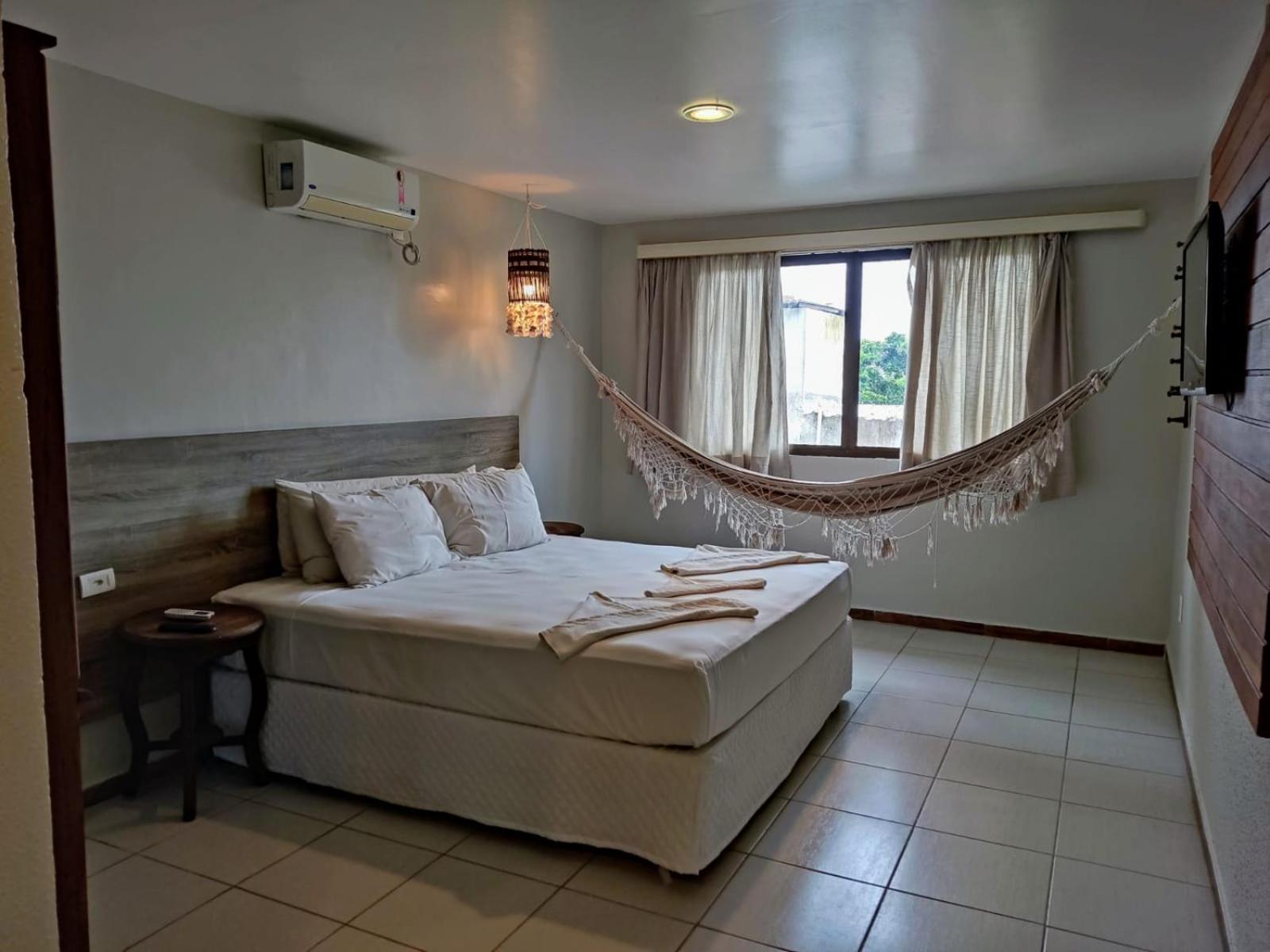Deluxe Family Suite - Photo 3
