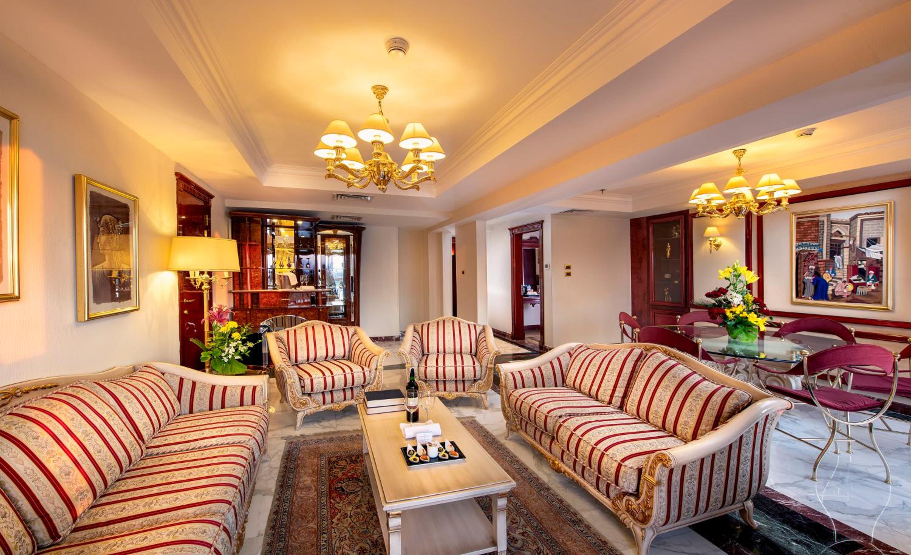 Royal Suite Direct Front Nile View