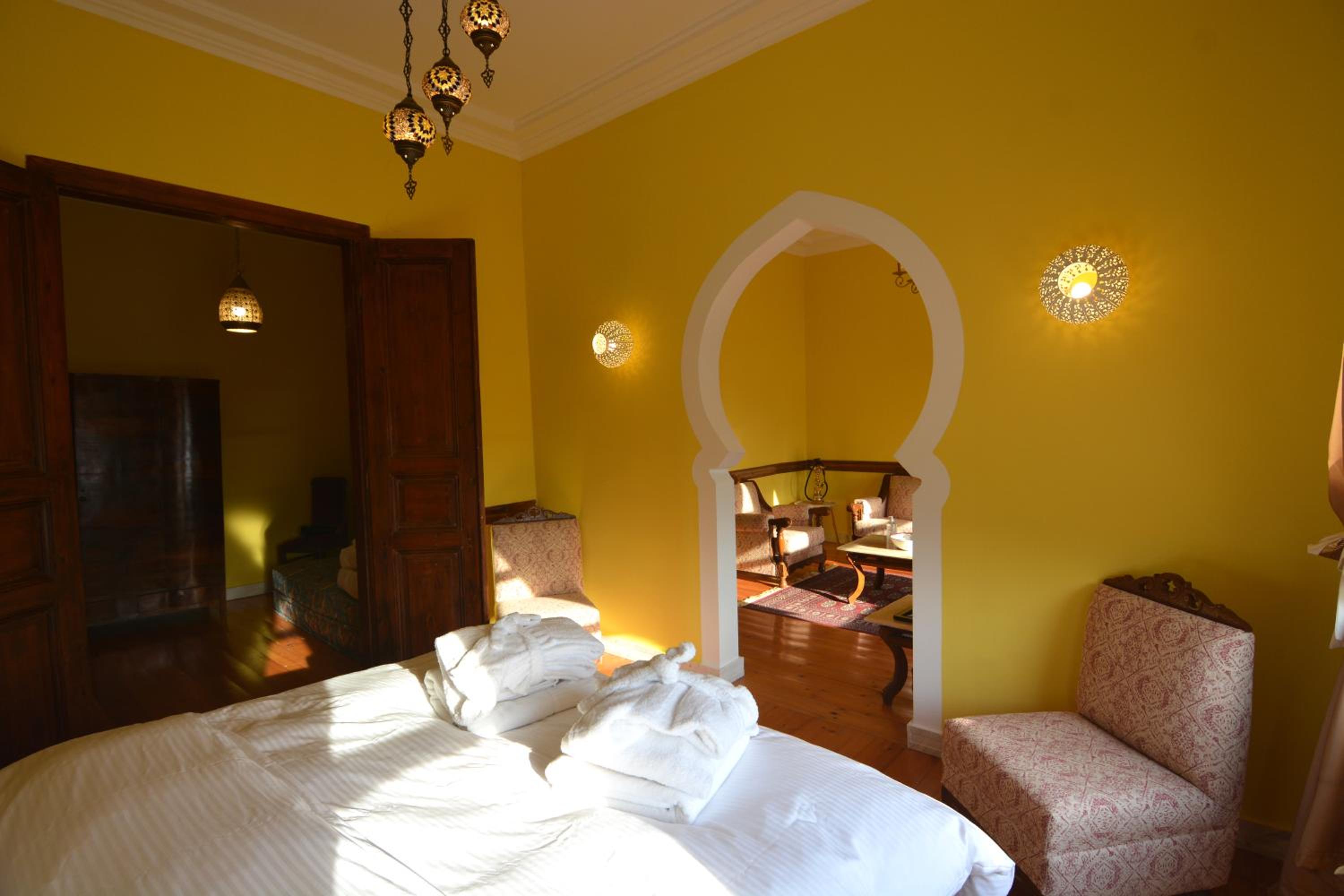 Apartment with Sea View - Photo 15