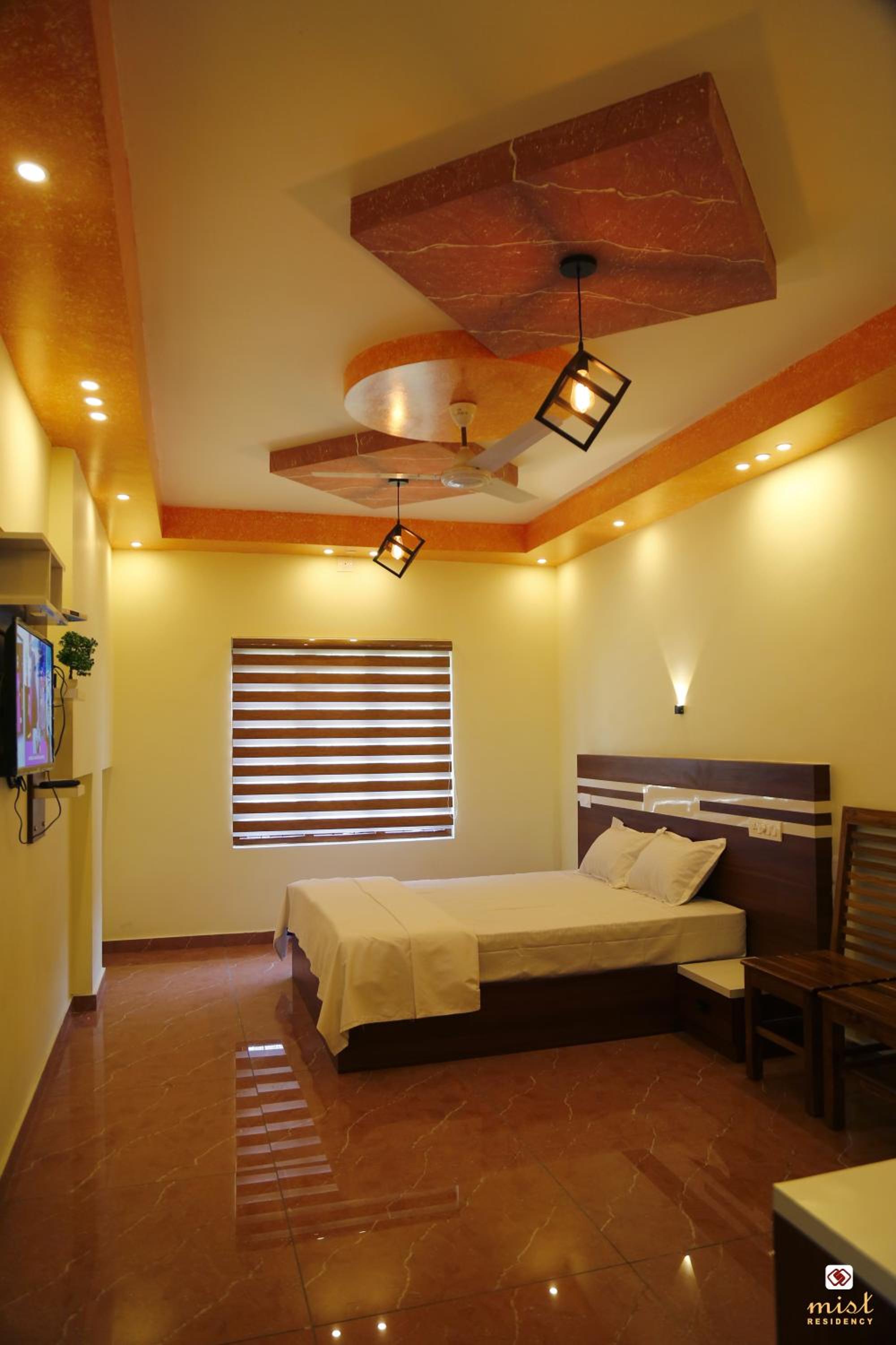 Standard Suite - Photo 1