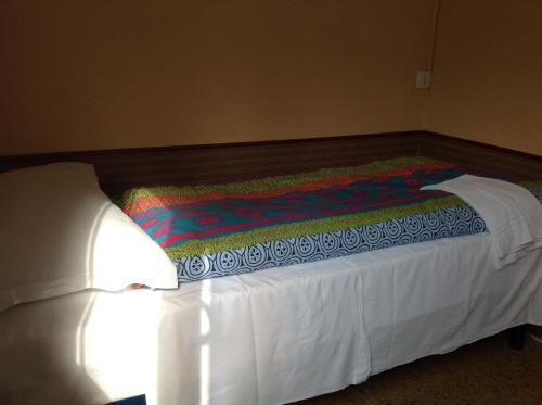 Small Single Room photo 2
