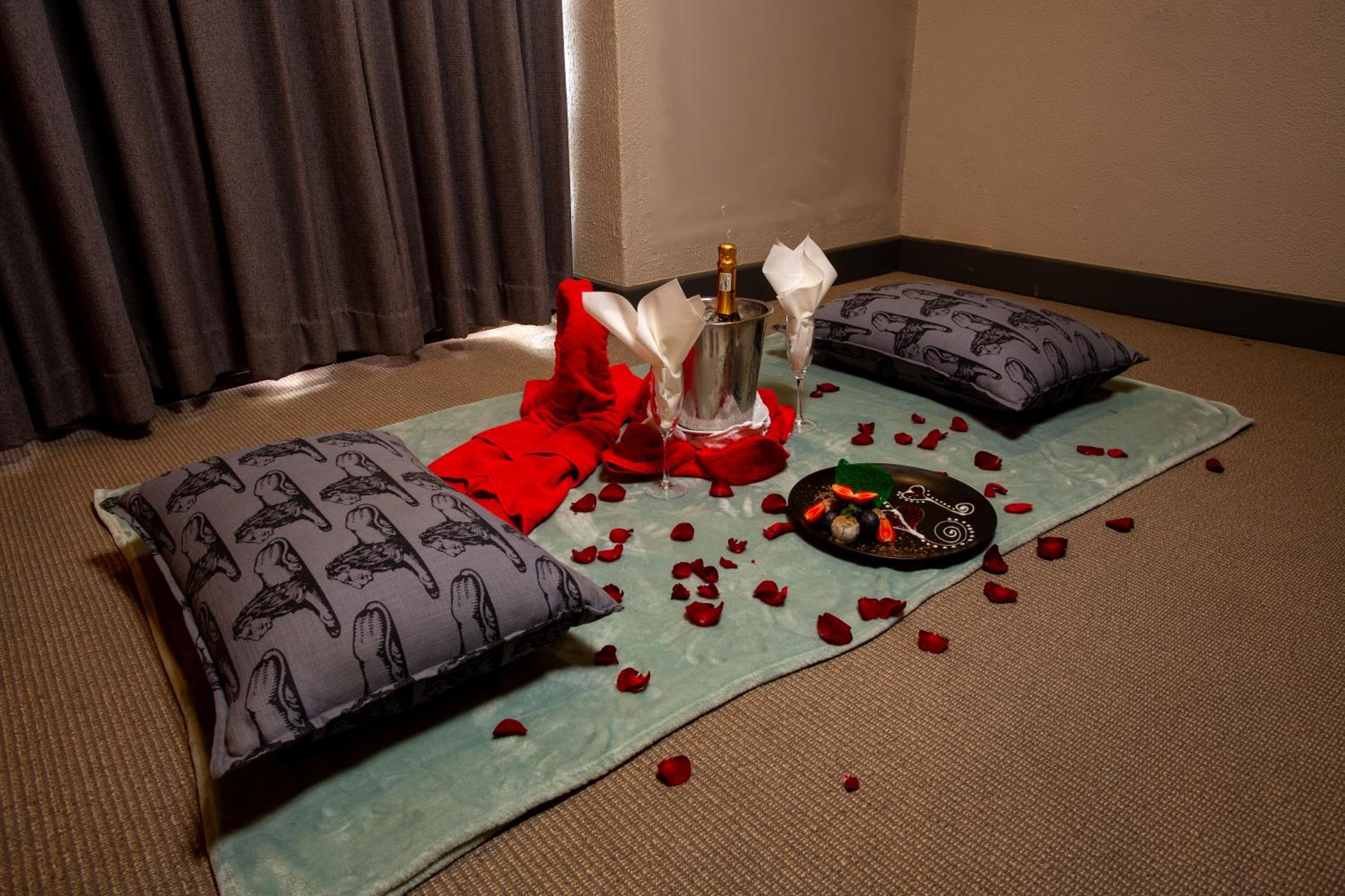 Double Room - Photo 5