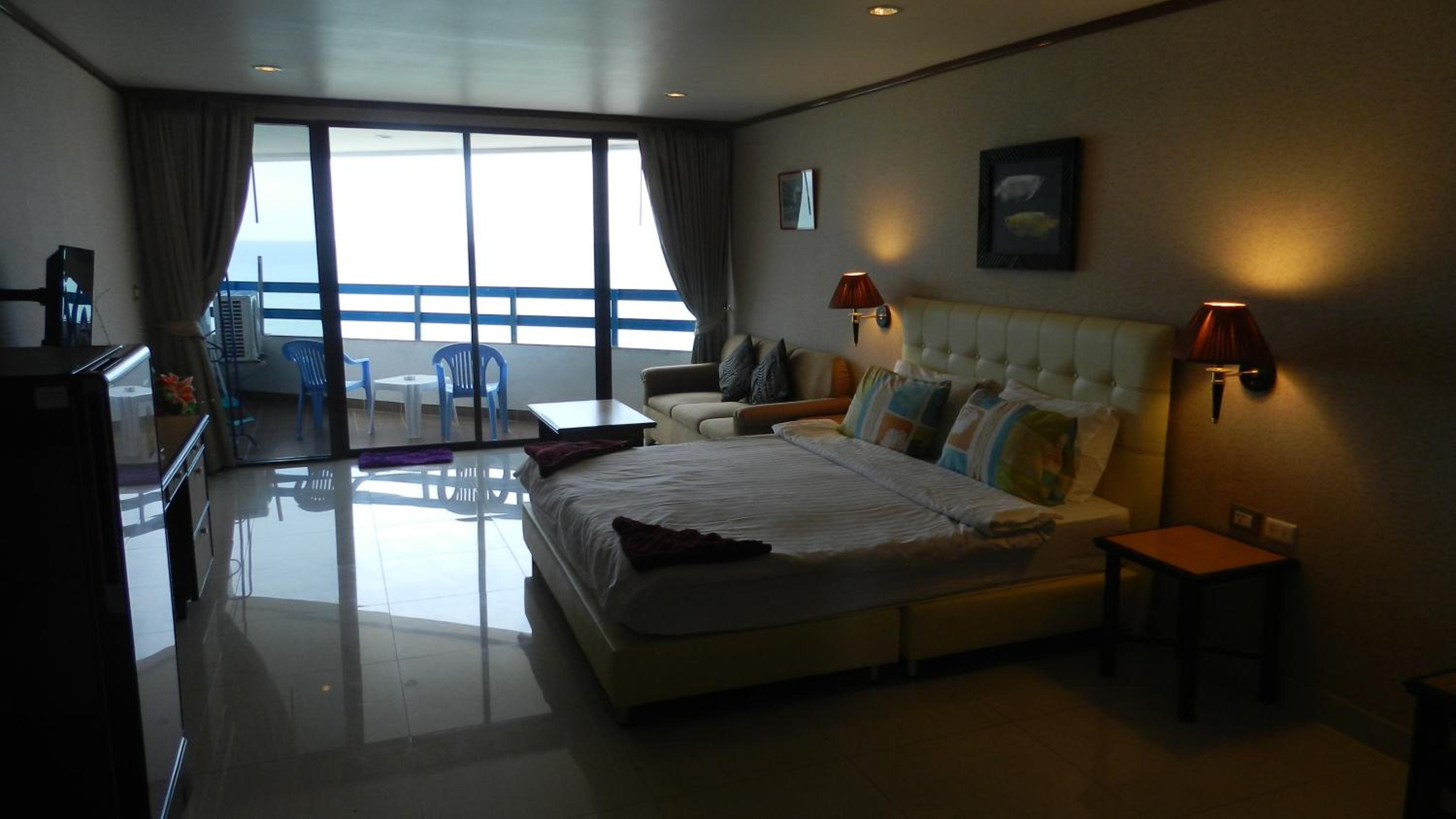Studio with Sea View photo 2