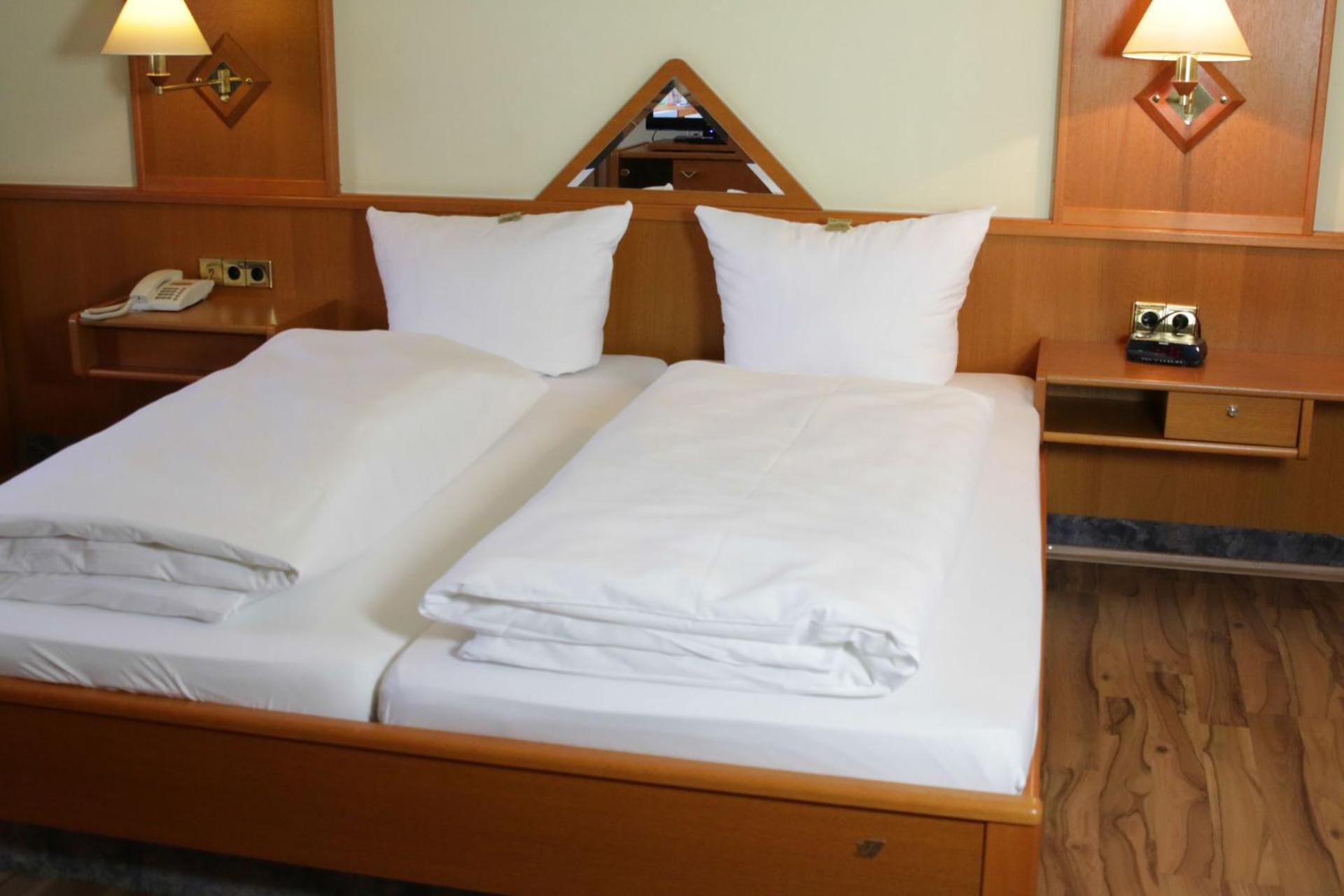 Standard Double Room photo 3