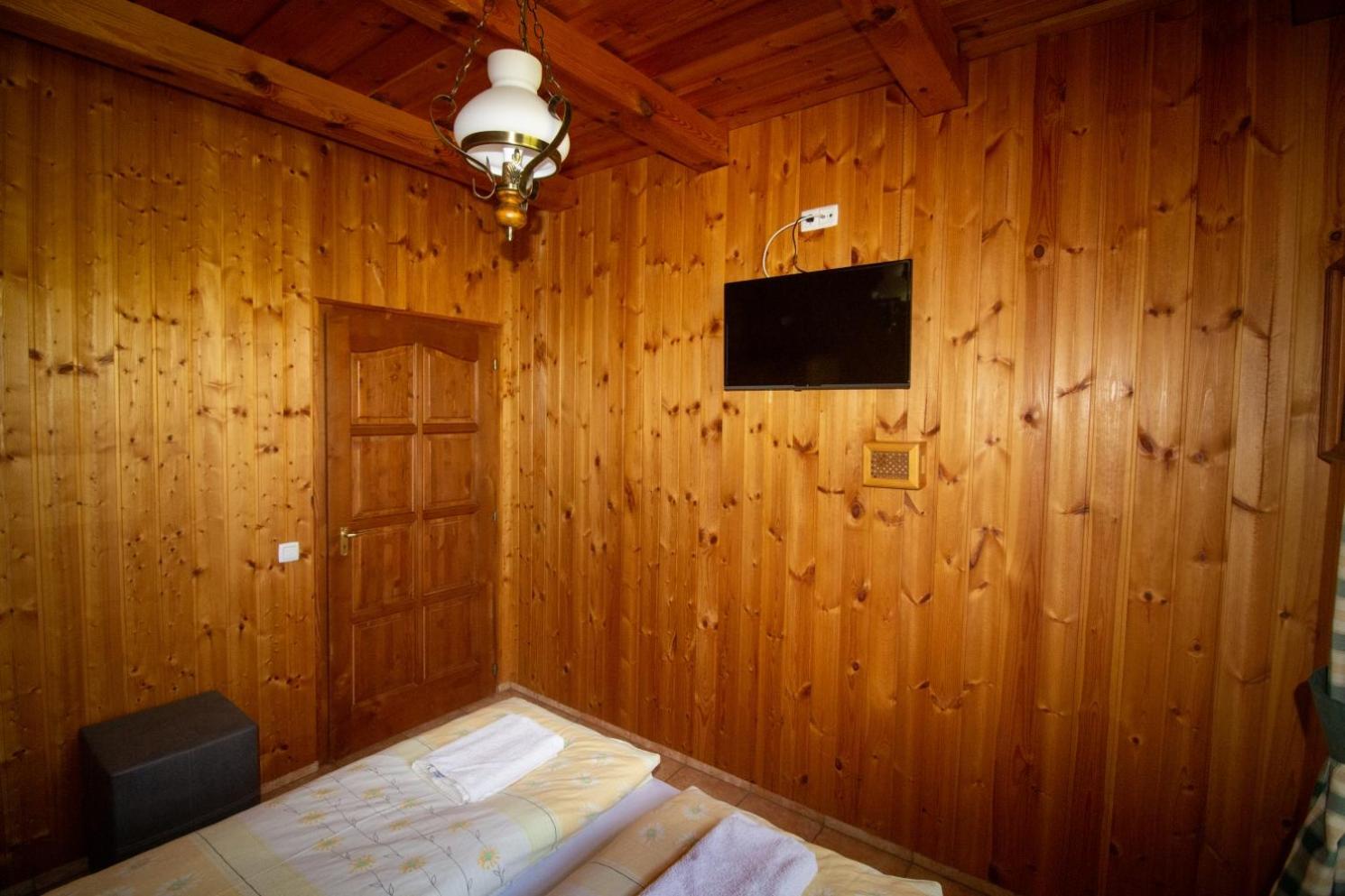 Two-Bedroom Apartment with Terrace photo 2