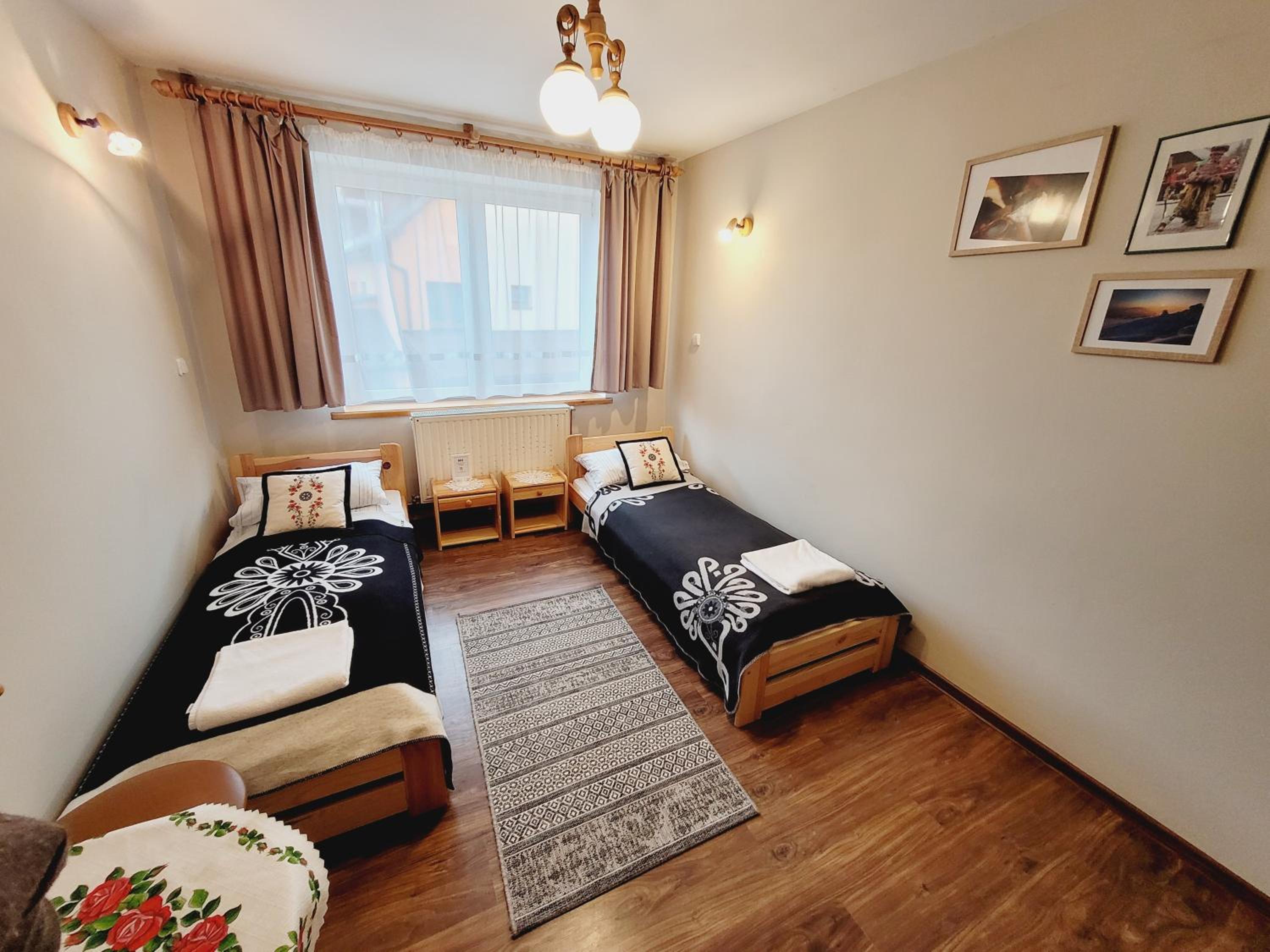 Twin Room with Private Bathroom