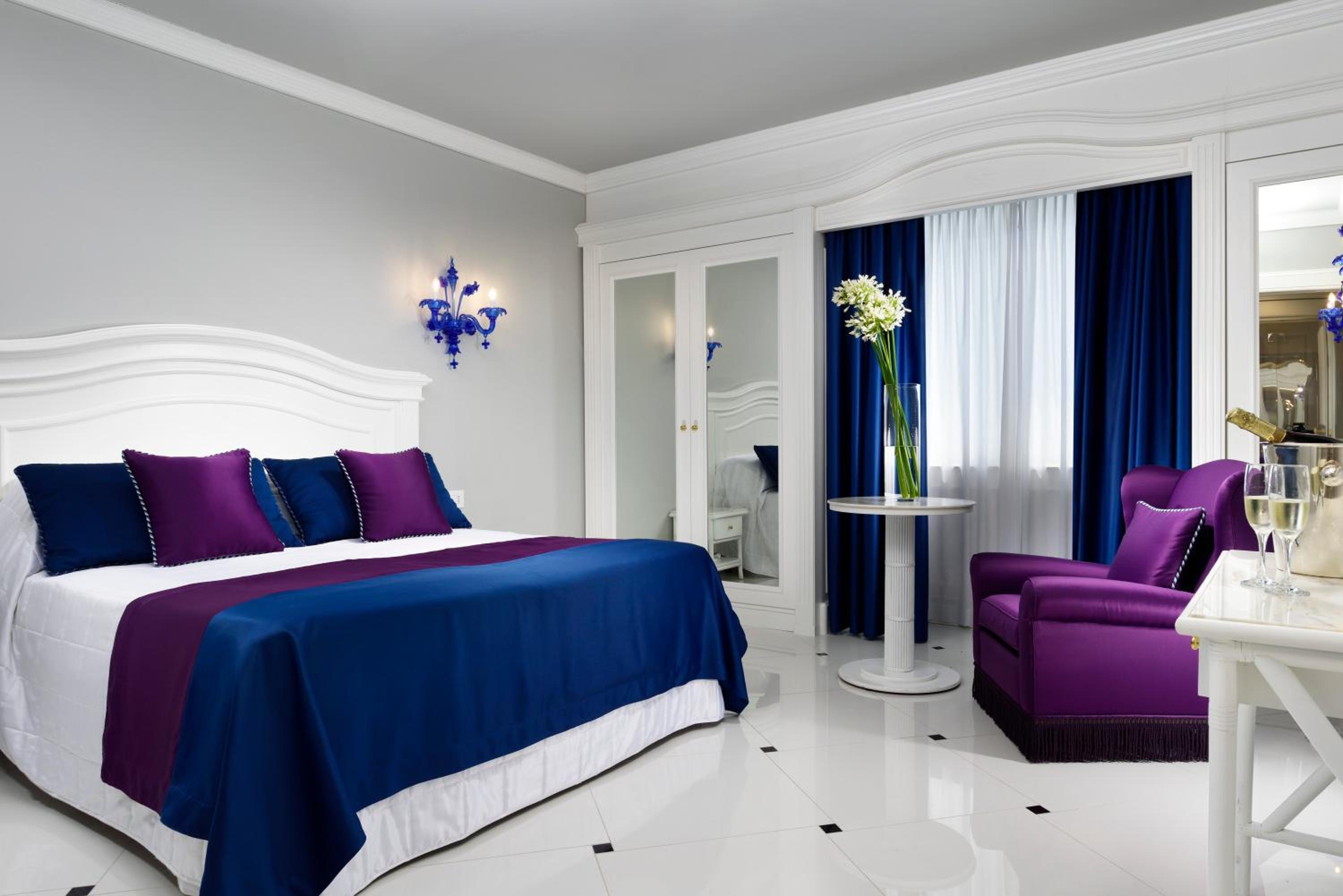 Prestige Double or Twin Room with Partial Sea View - Photo 4