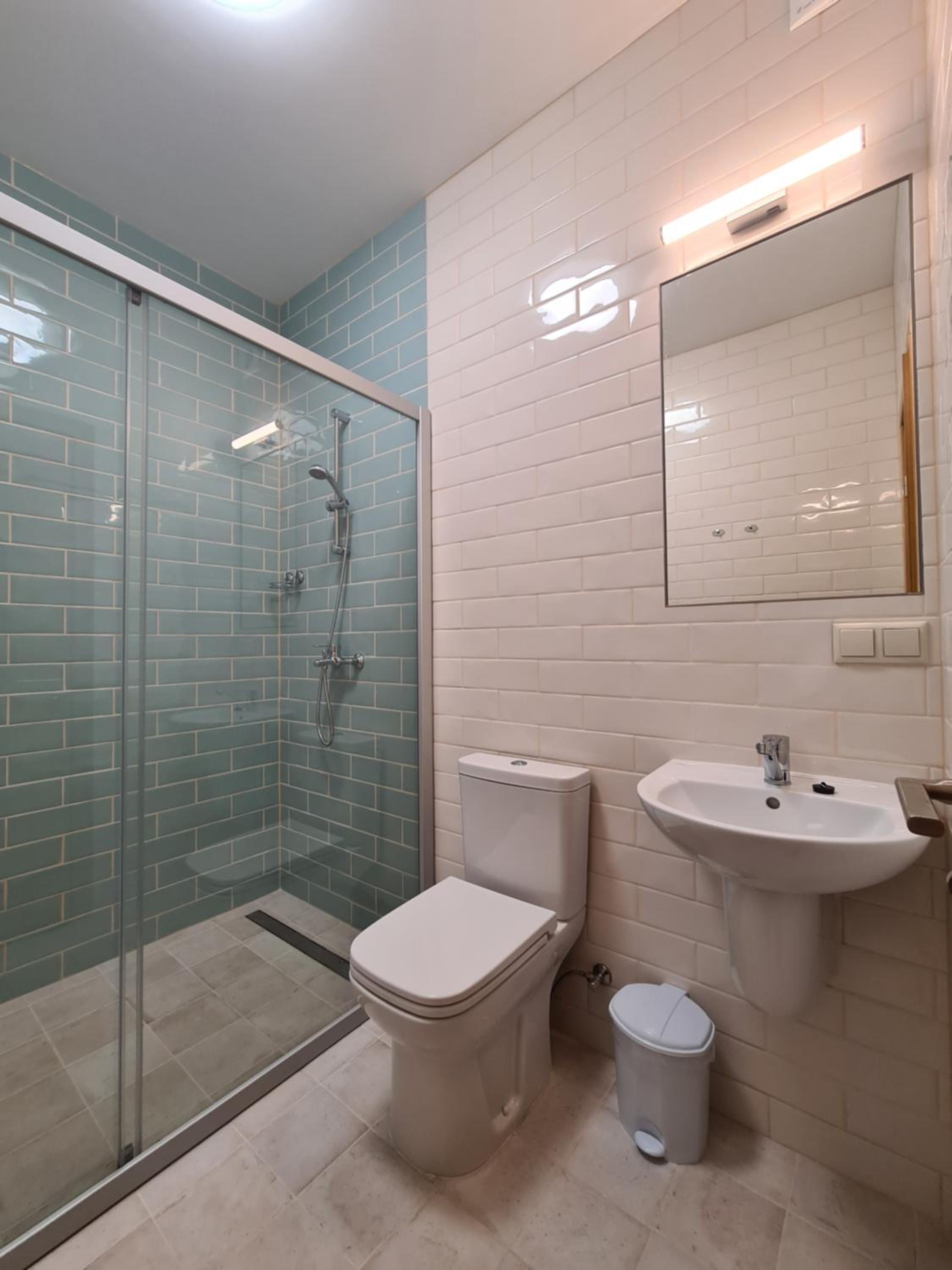 Double Room - Photo 3