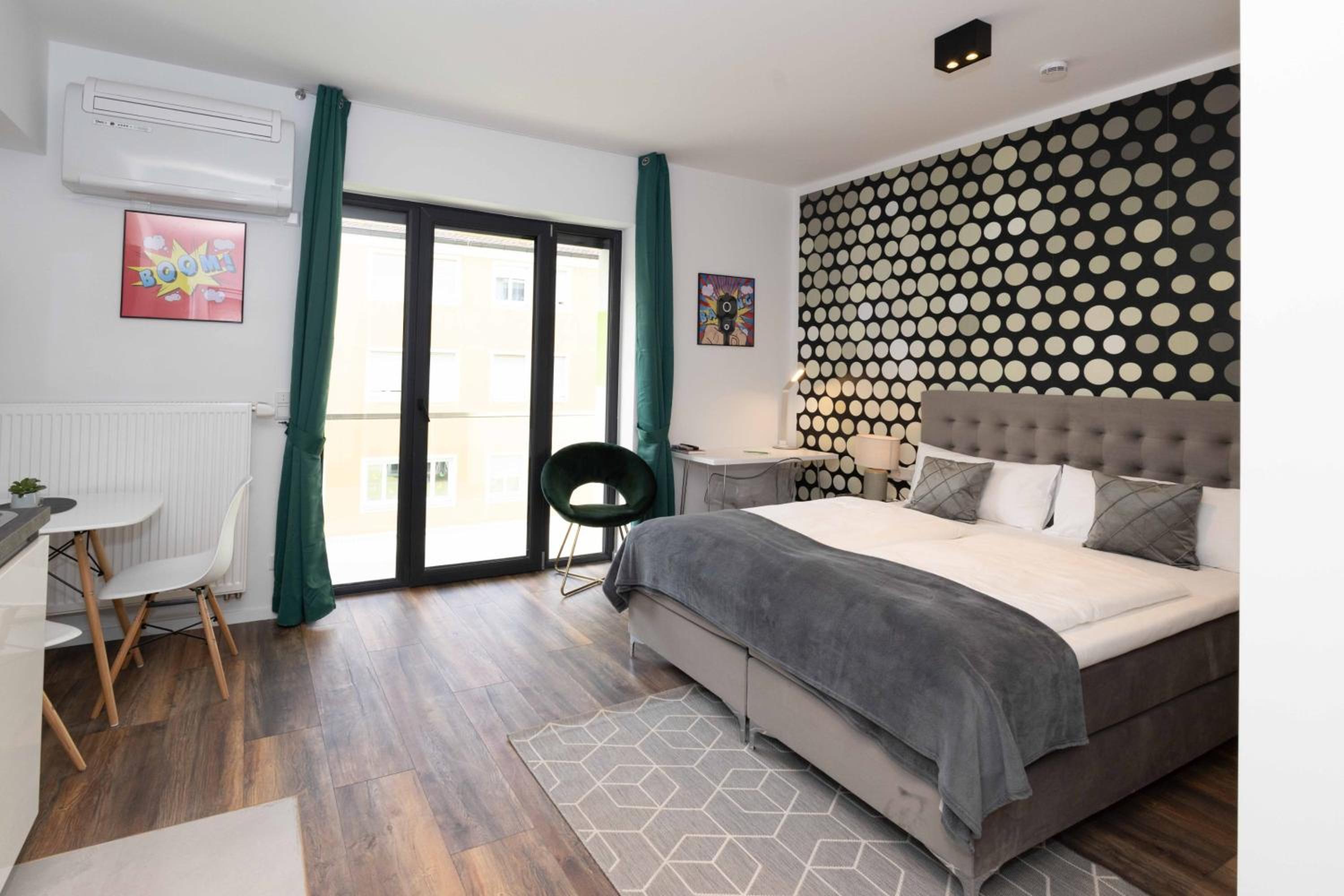 Superior-Studio Apartment with Balcony or Terrace - Photo 8