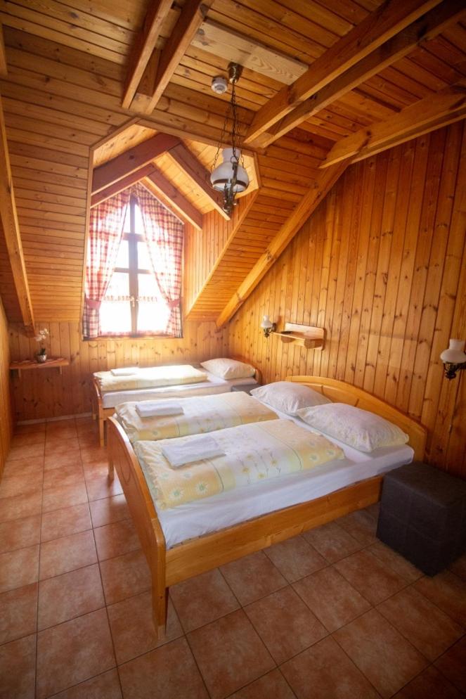 Quadruple Room photo 2