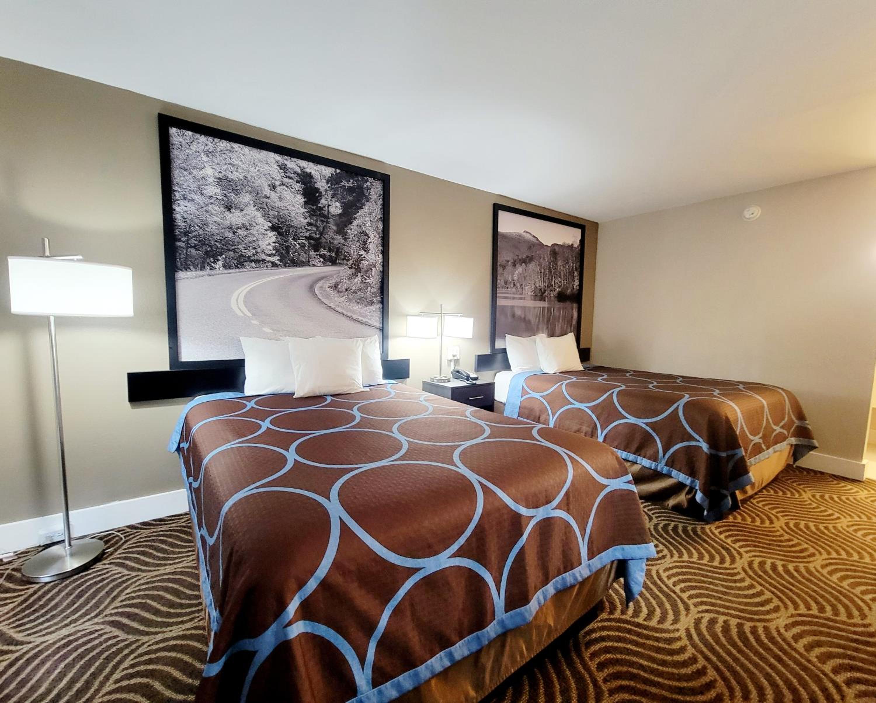 Double Room with Two Double Beds - Smoking - Photo 2