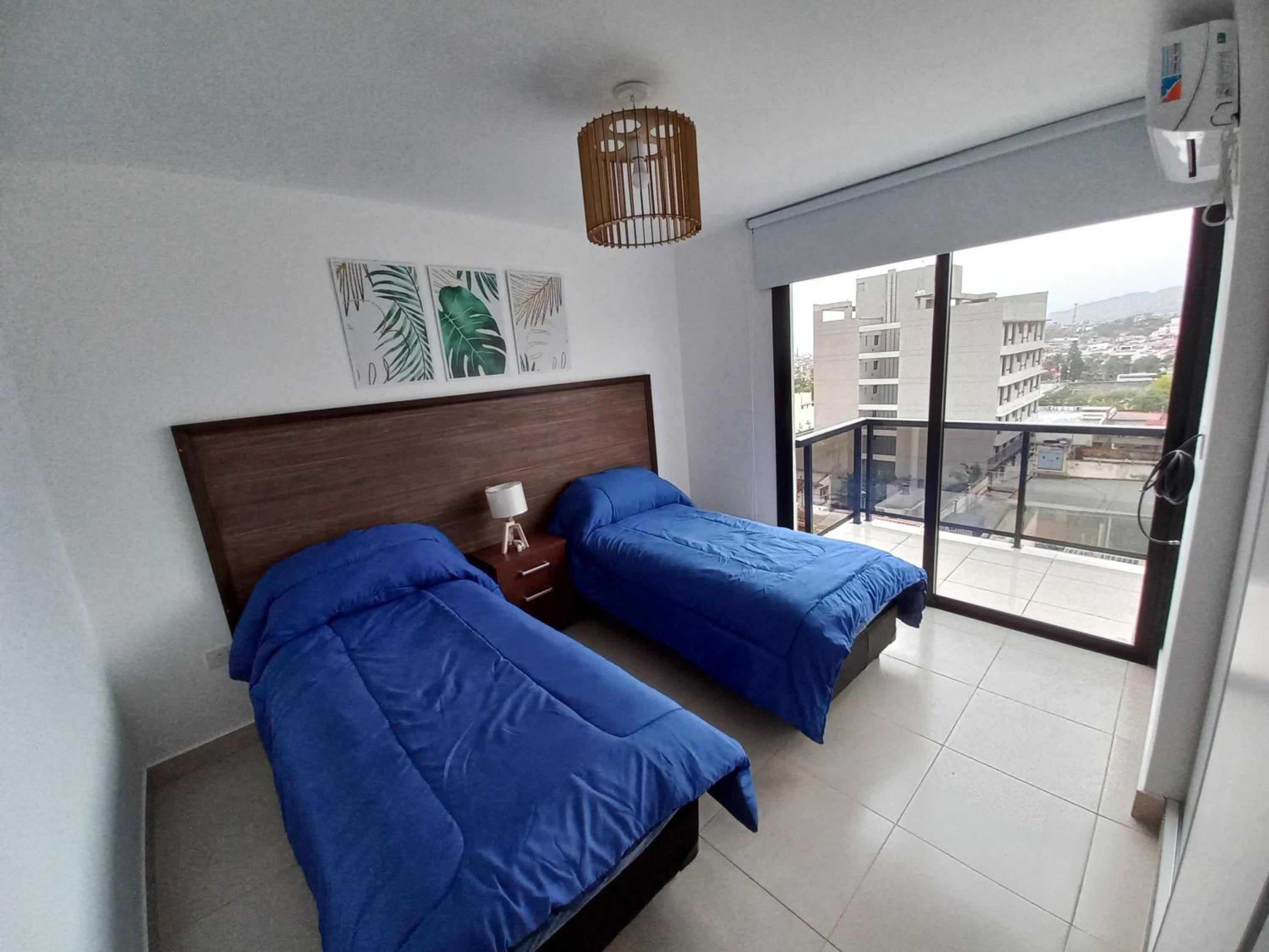 One-Bedroom Apartment photo 2