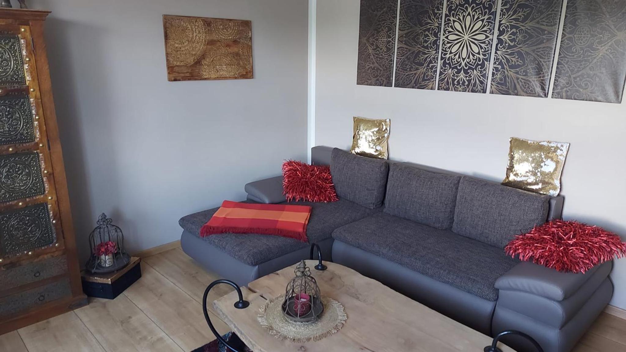 One-Bedroom Apartment photo 2
