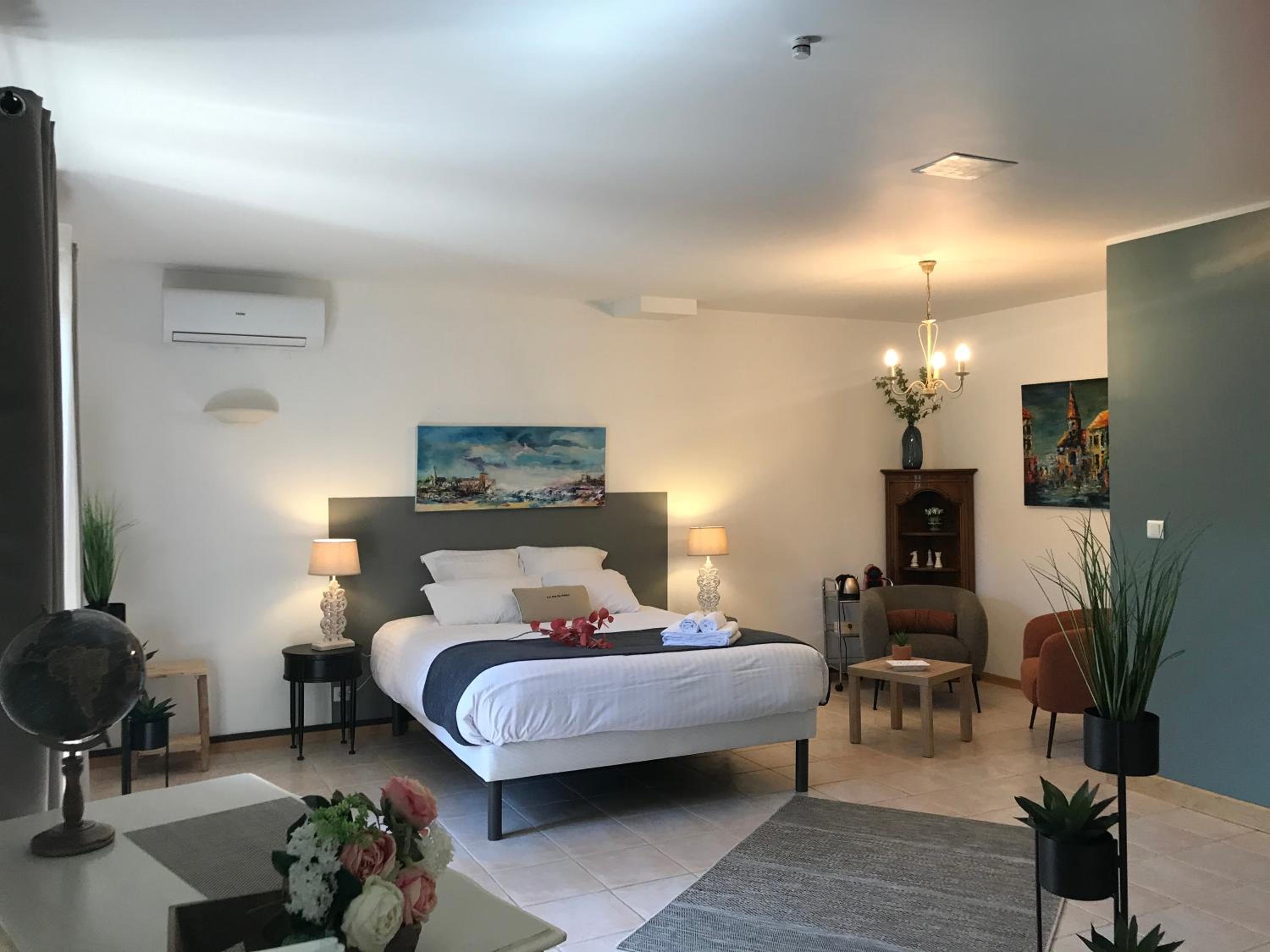 Suite with Pool View