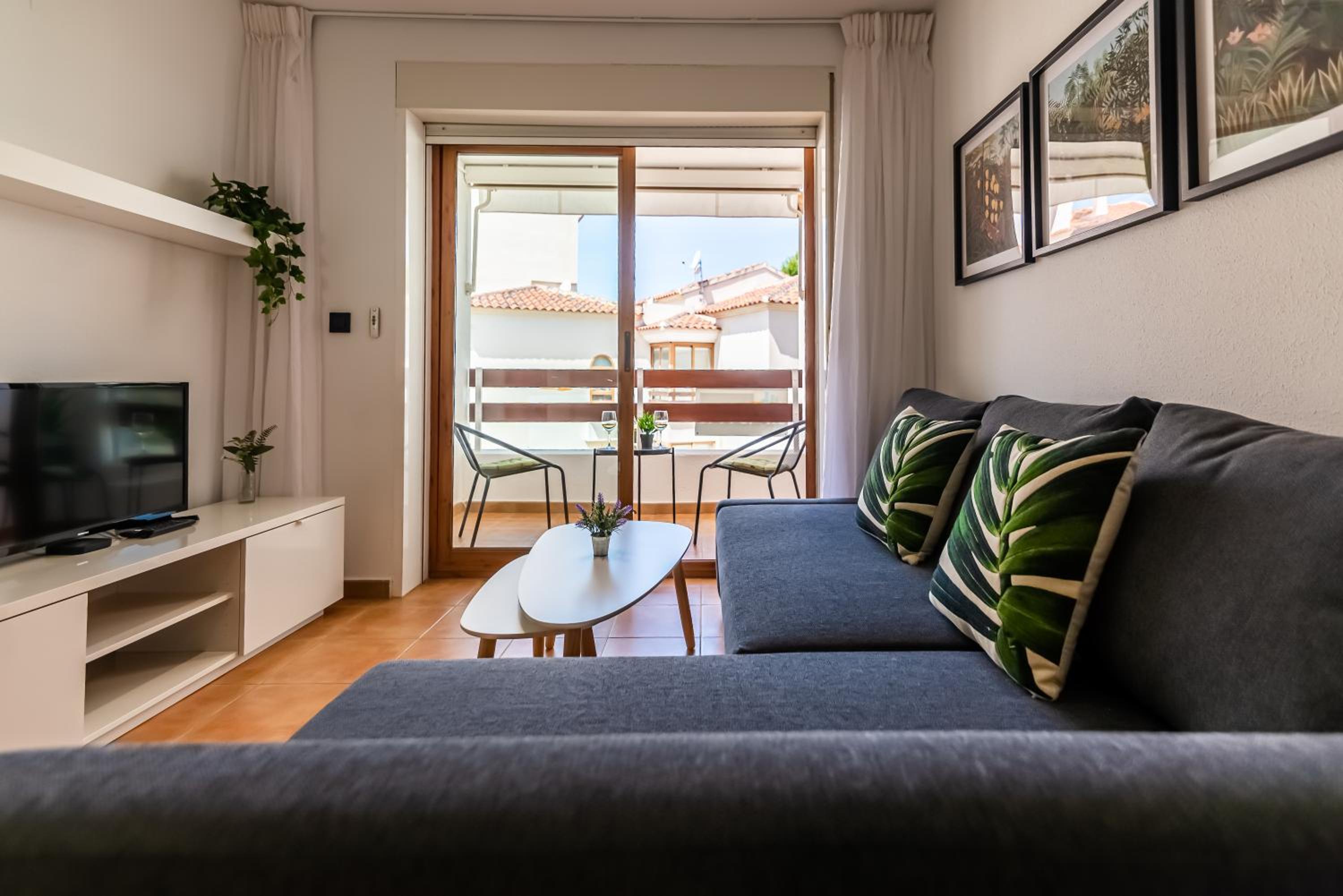Apartamento de una habitación con vista a la piscina