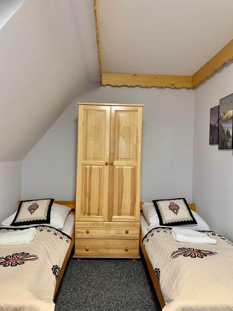 Deluxe Twin Room photo 2