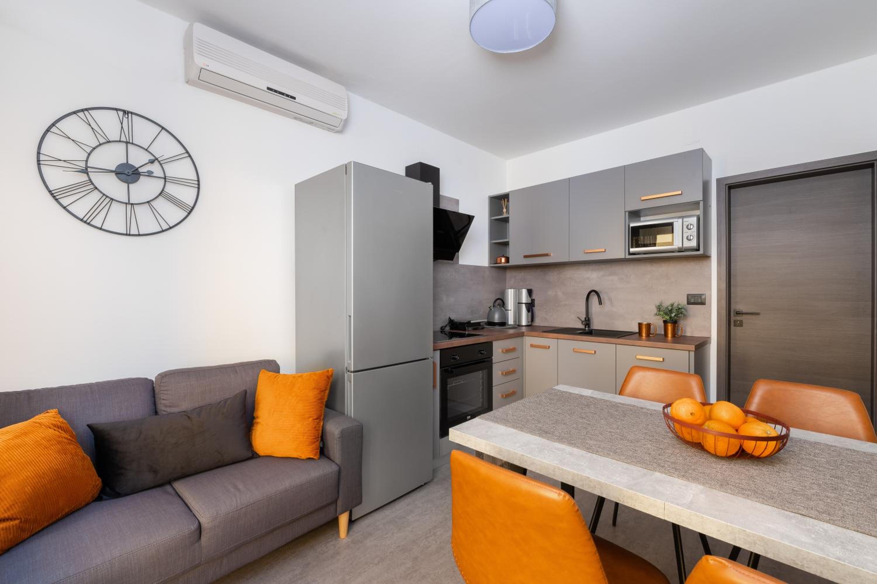 Apartment with Sea View