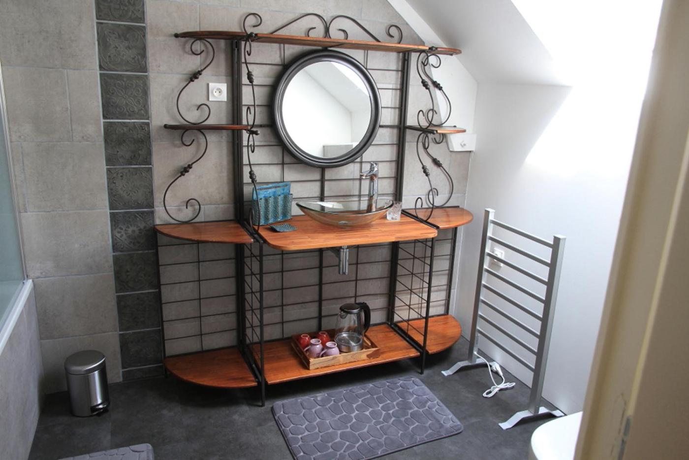 Quadruple Room with Private Bathroom photo 1