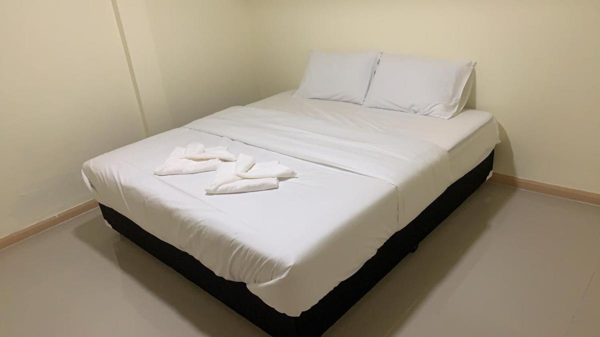 Double Room - Photo 2