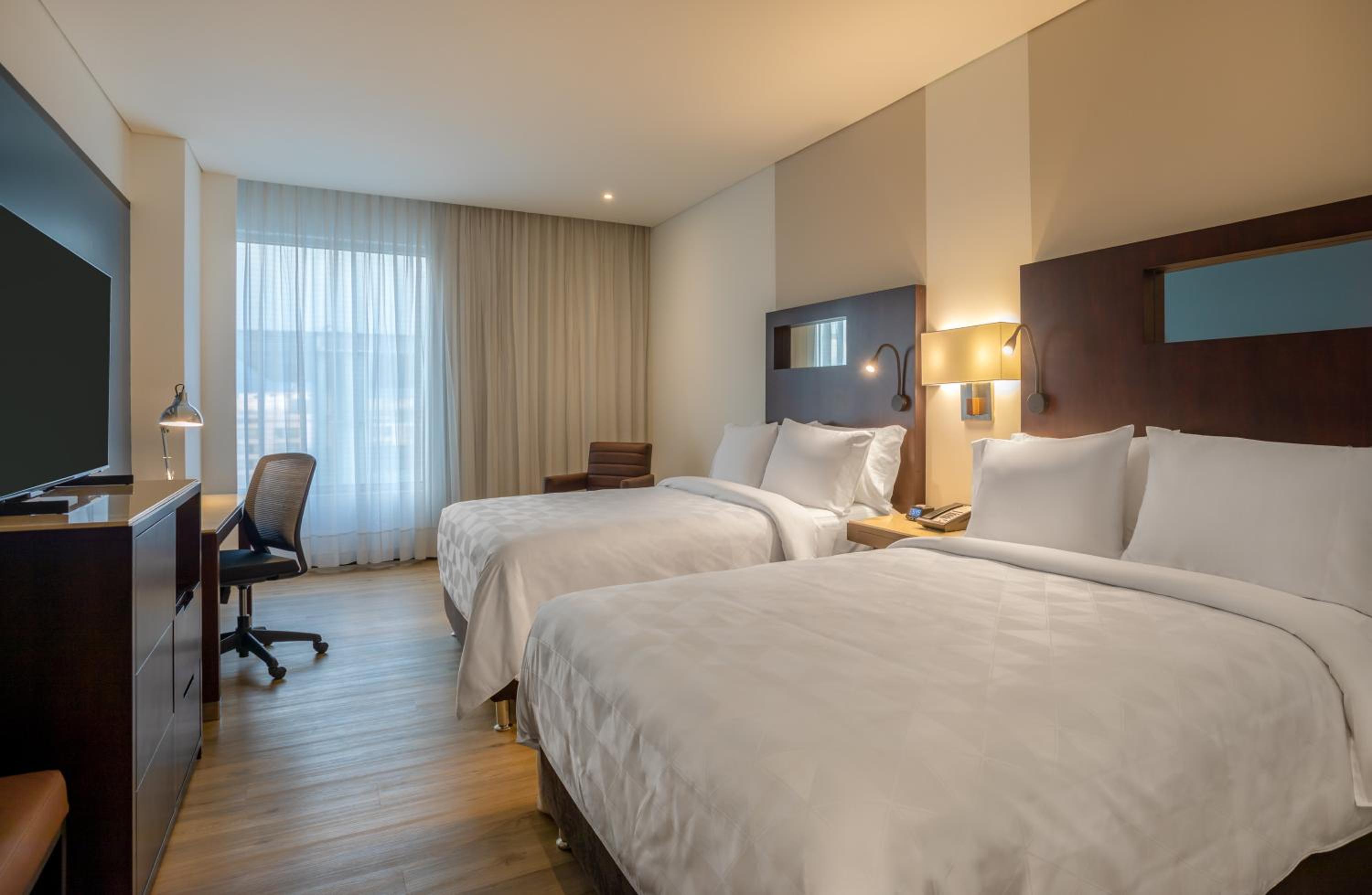 Standard Double Room with Two Double Beds photo 2