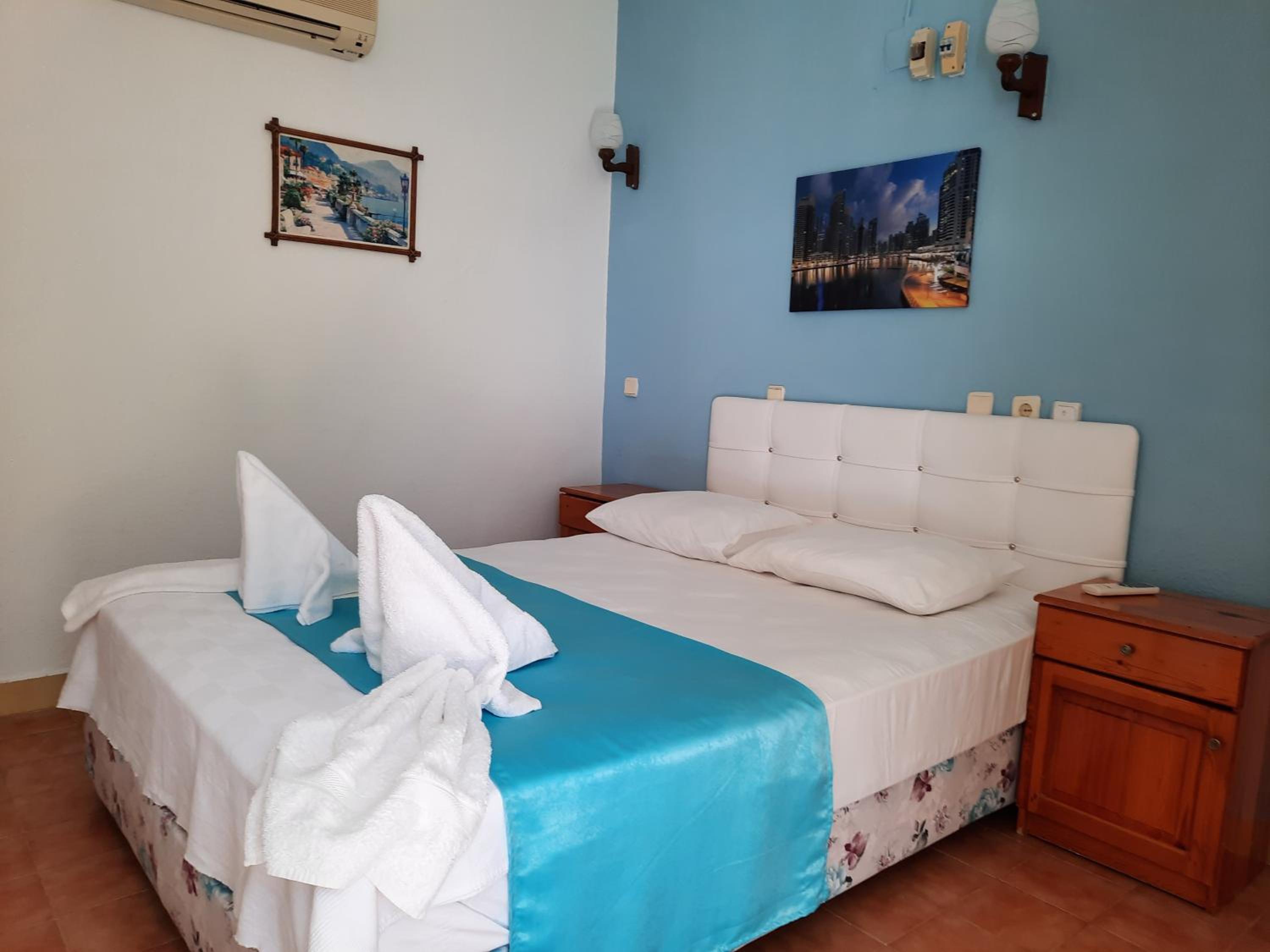 Double Room with Balcony and Sea View