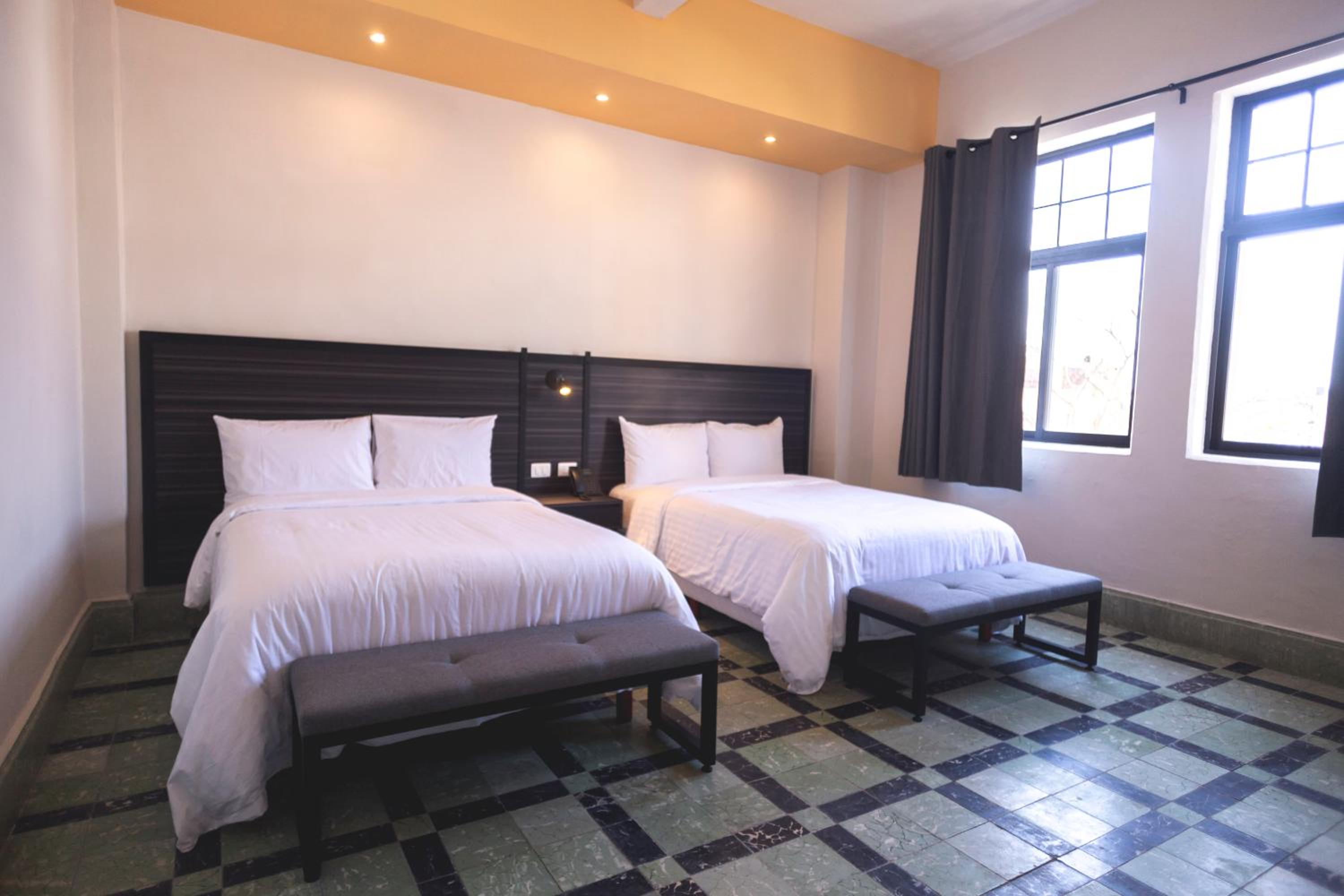 Superior Double Room - Photo 10