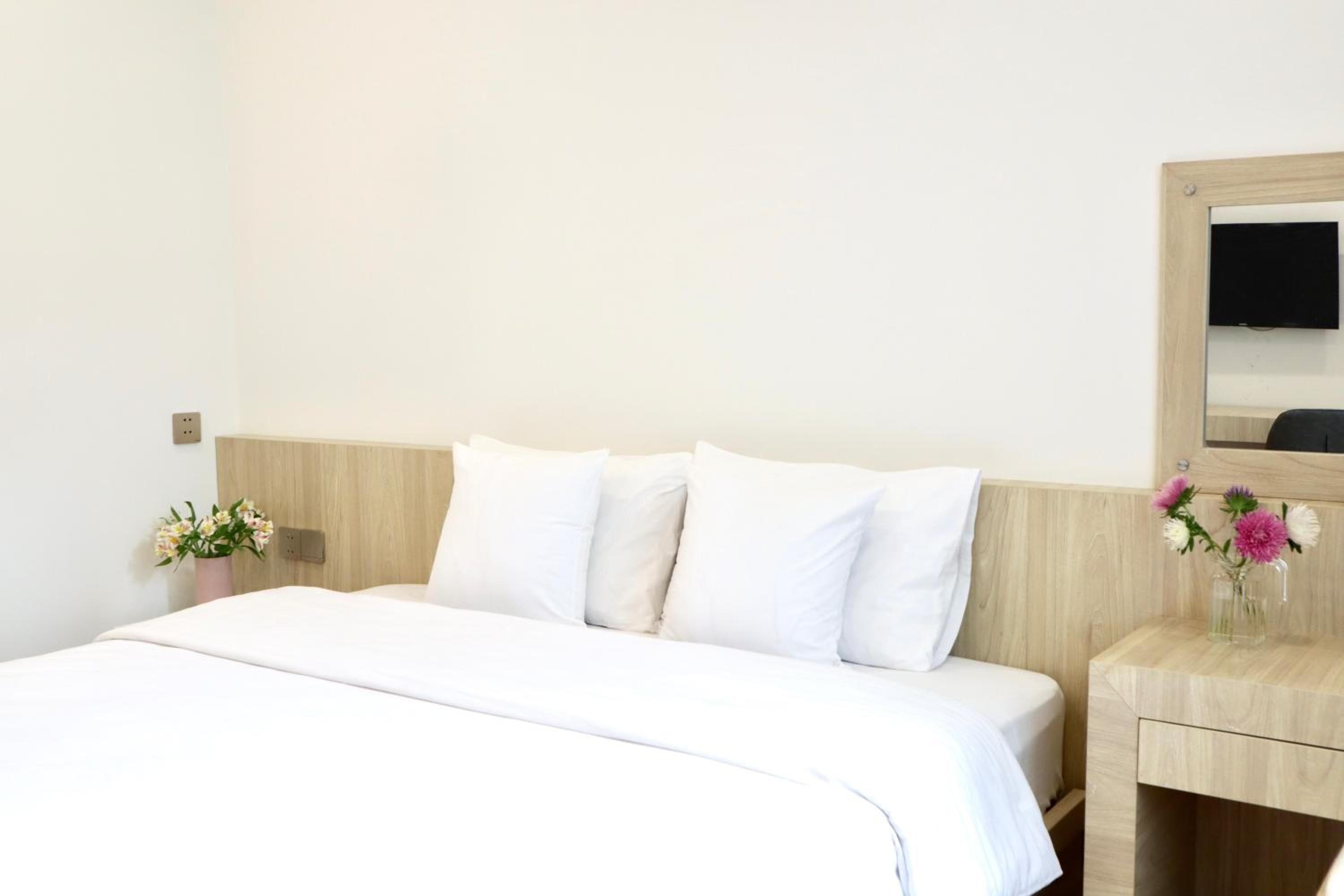 Two-Bedroom Apartment - Photo 4