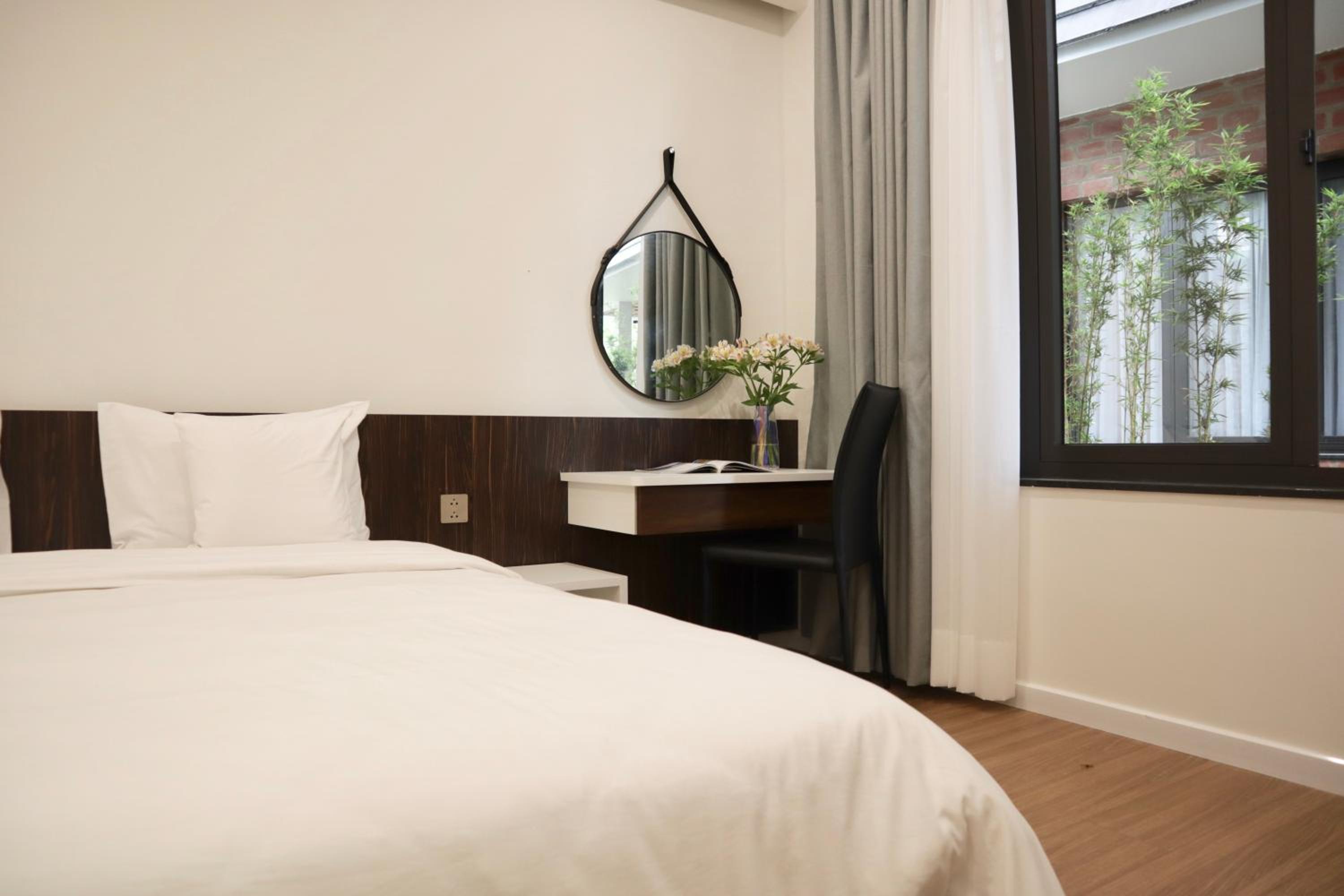 Two-Bedroom Apartment - Photo 16