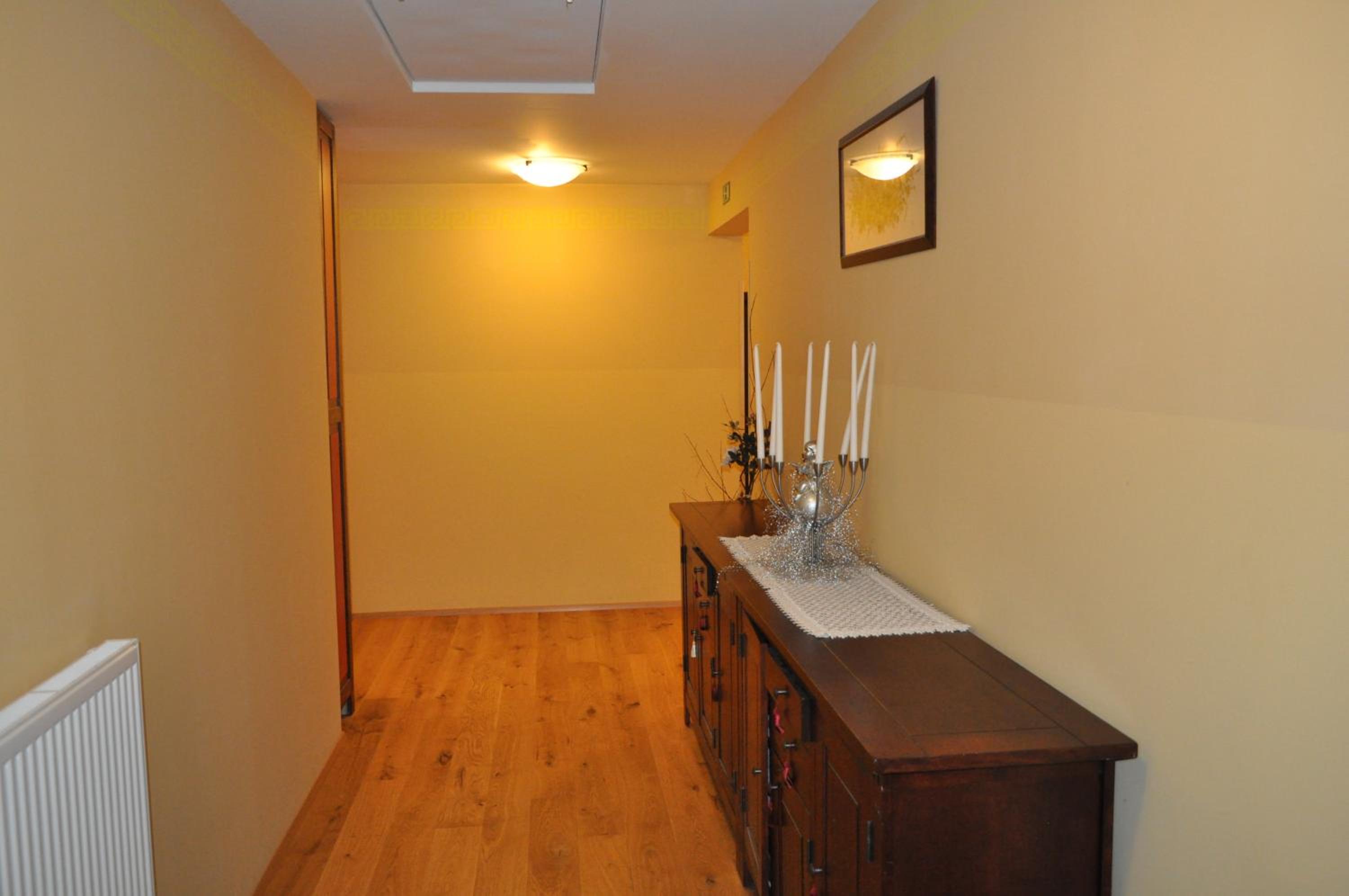 Double Room - Photo 9