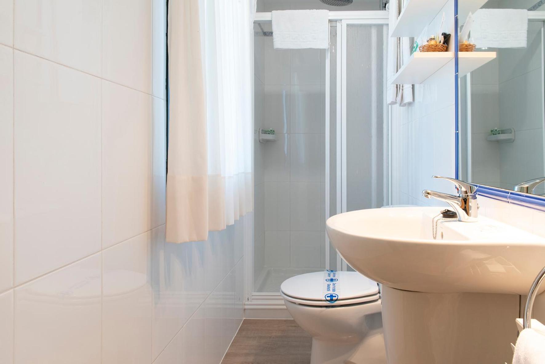 Standard Single Room with Sea View photo 2