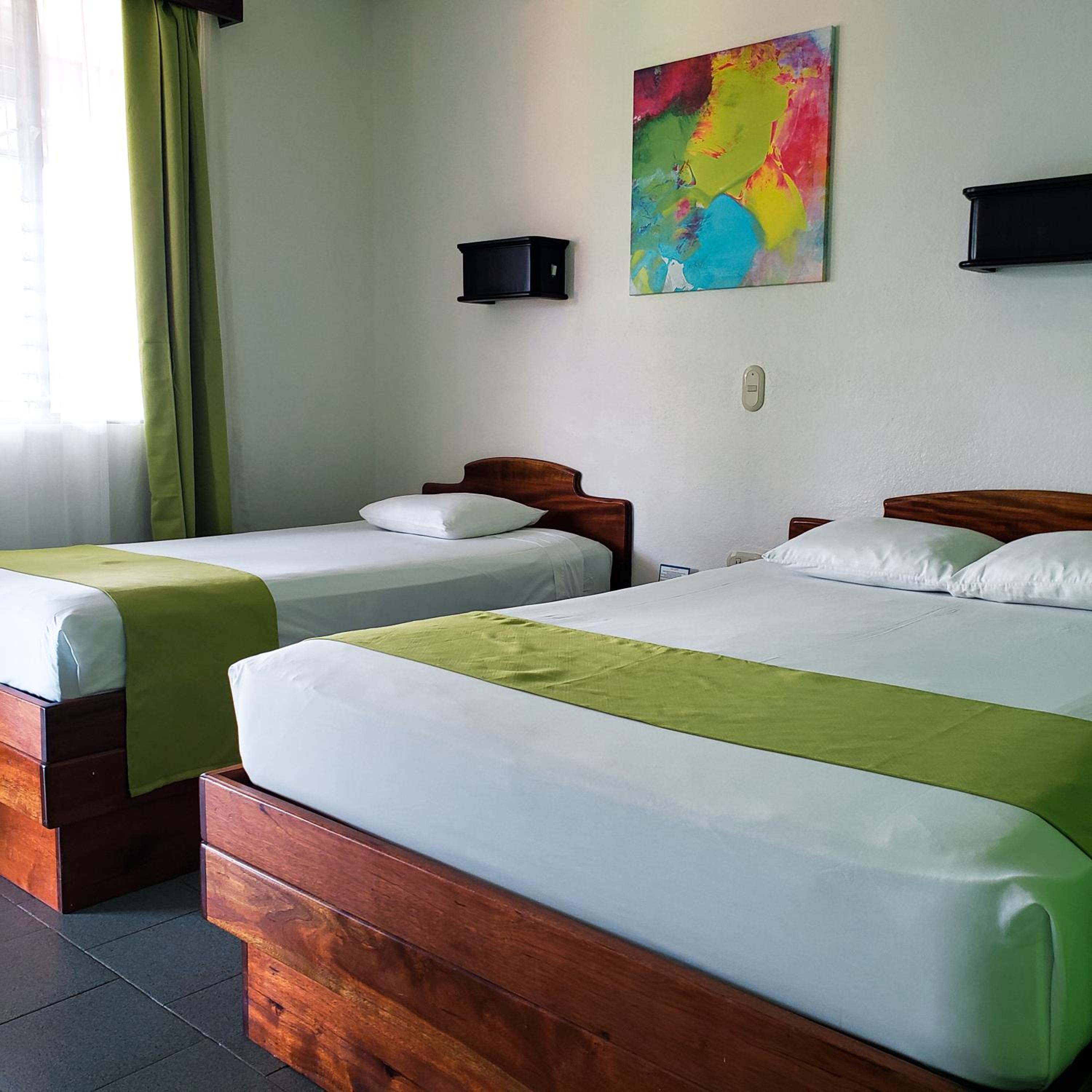Standard Room - Photo 12