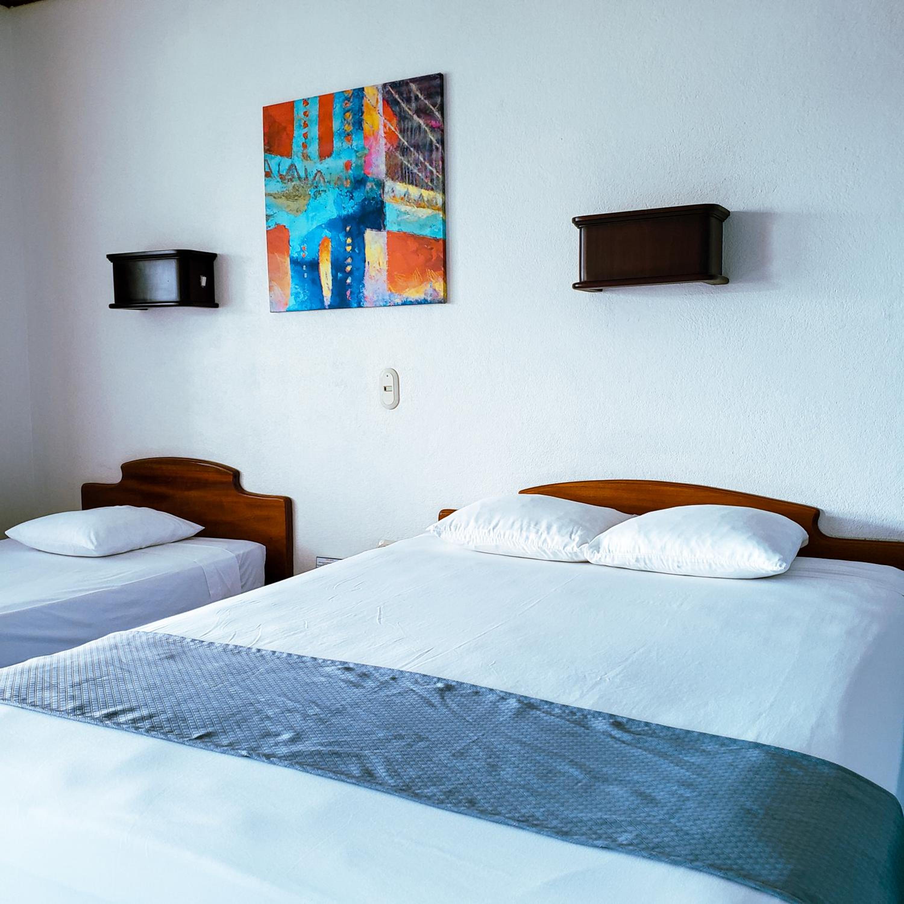Standard Room - Photo 9