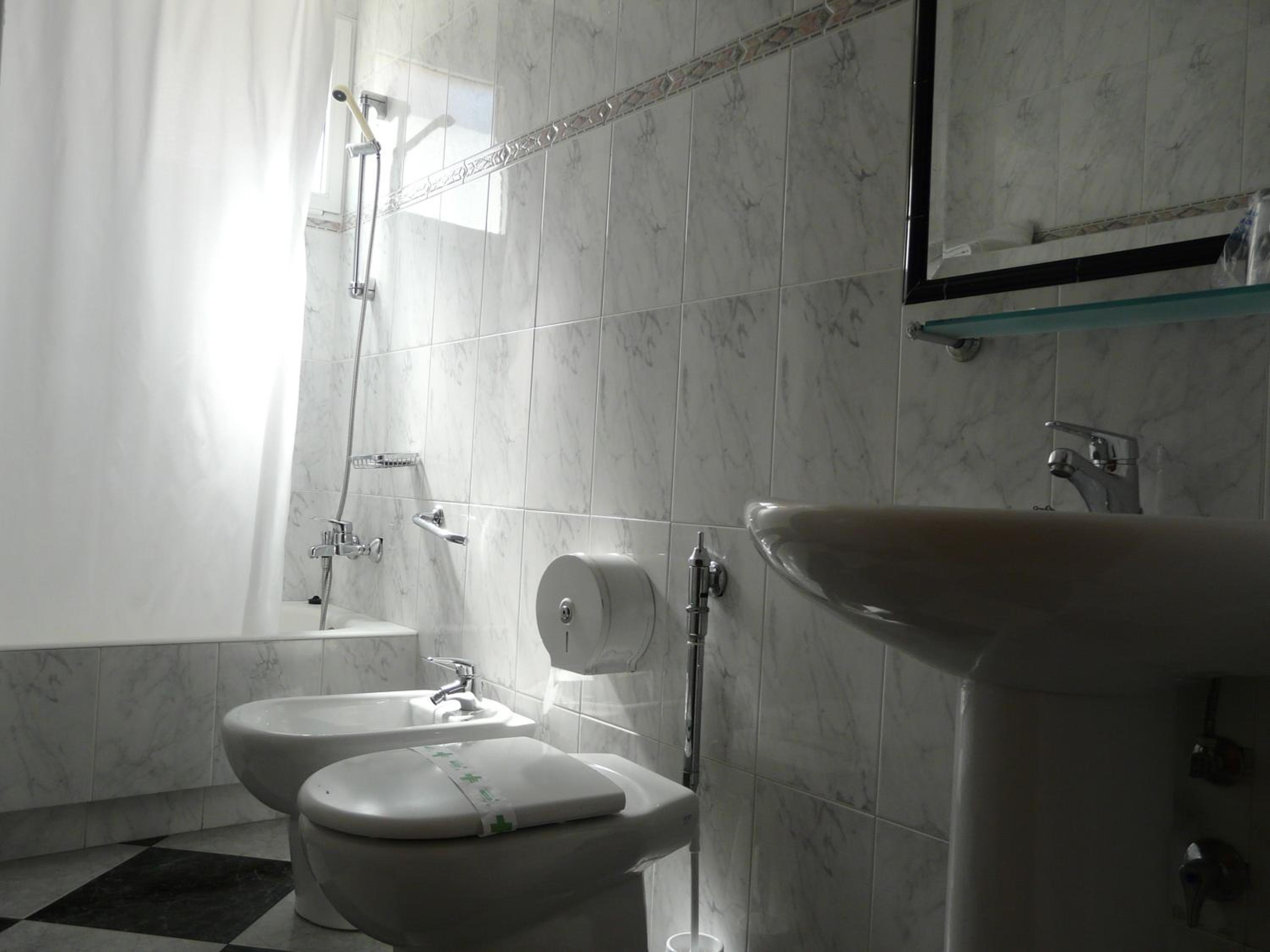 Triple Room with Bath photo 2