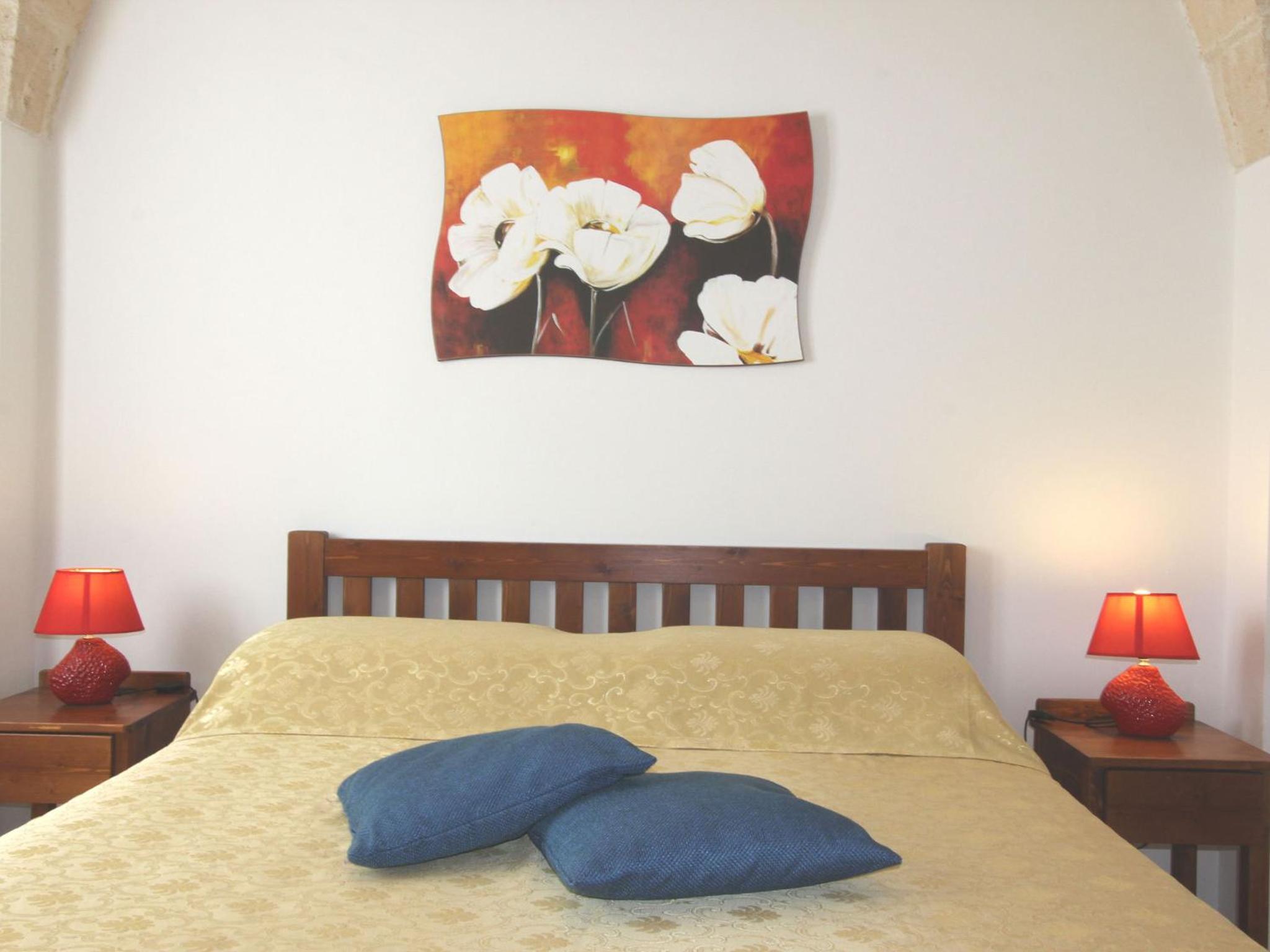 One-Bedroom Apartment with Terrace - Calle