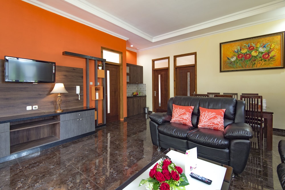 Royal Suite, 3 Bedrooms photo 2