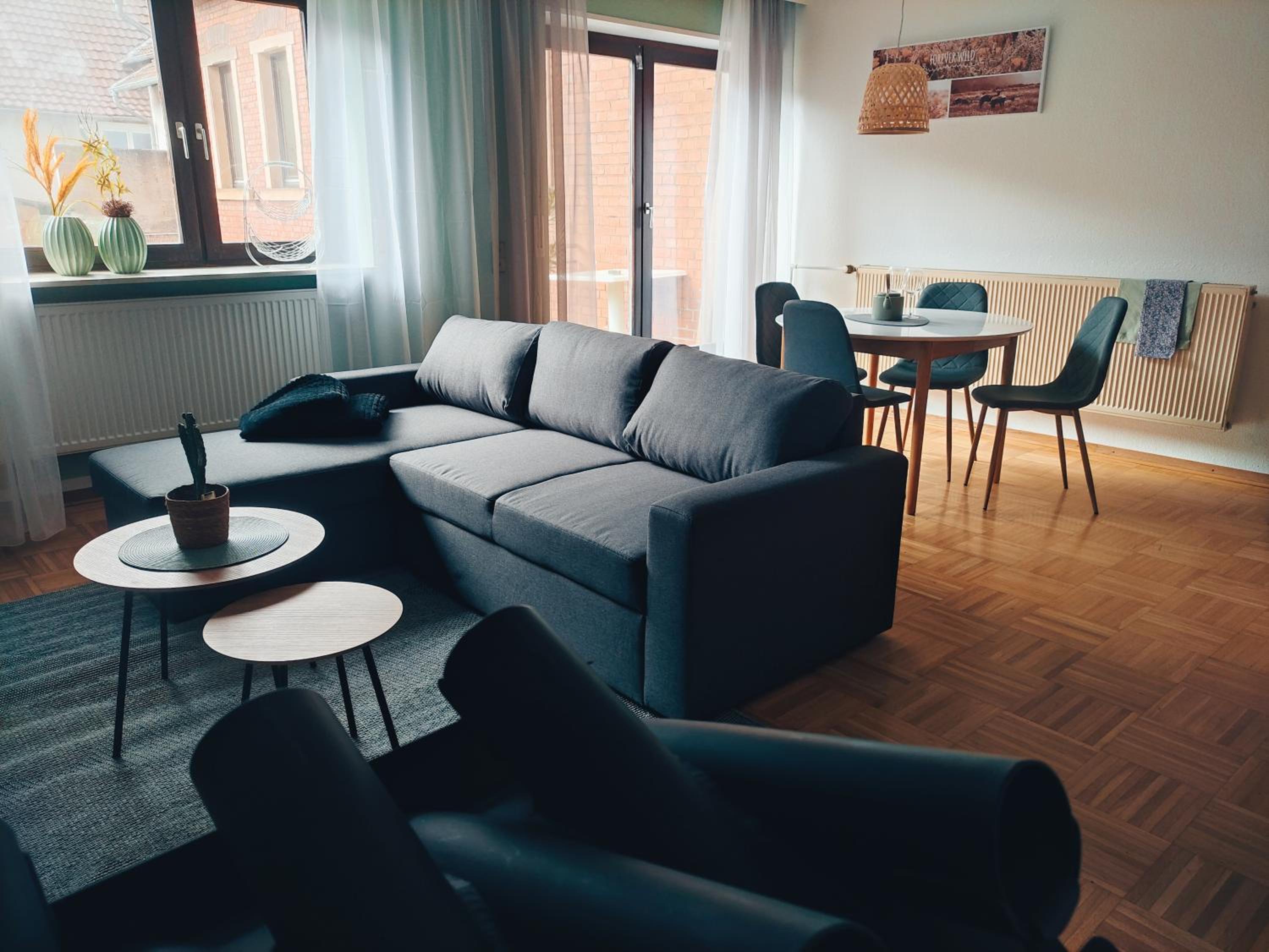 One-Bedroom Apartment - Photo 1