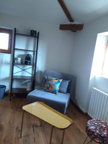Double or Twin Room - Photo 3