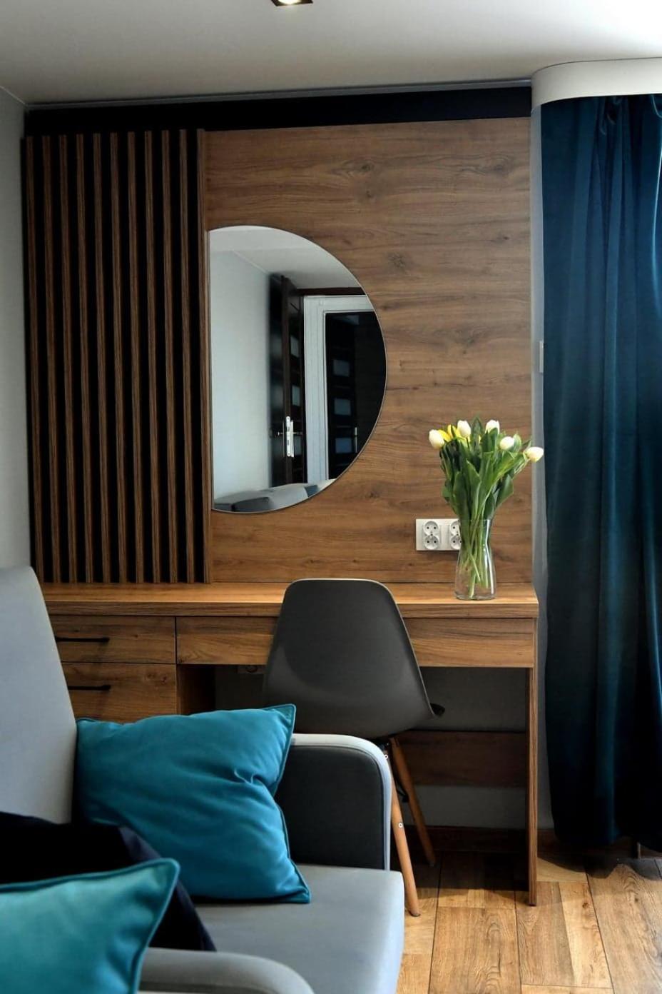 One-Bedroom Apartment - Photo 1