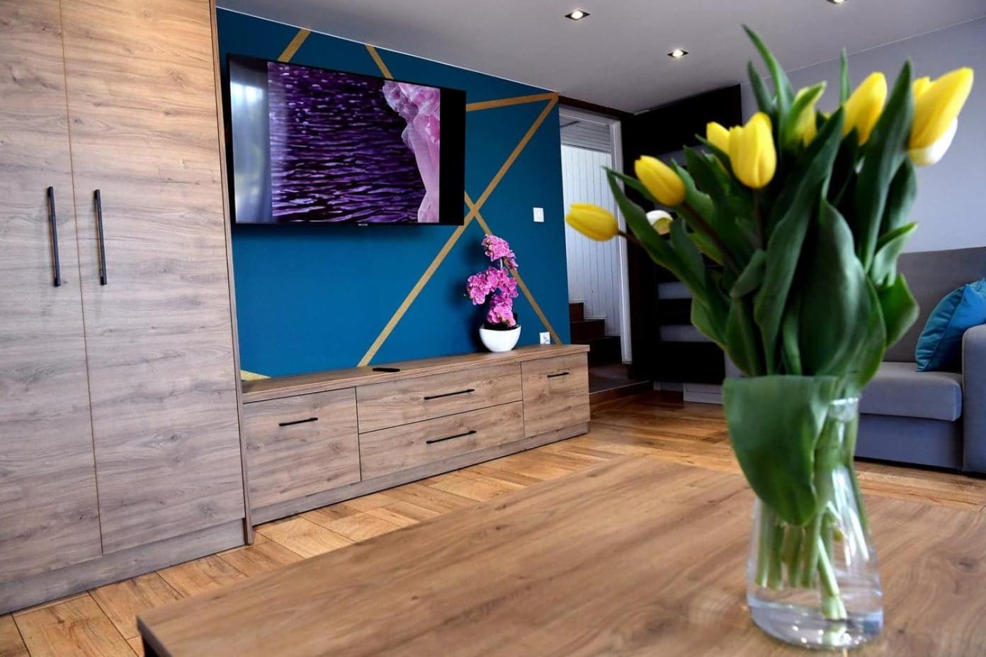 One-Bedroom Apartment - Photo 8