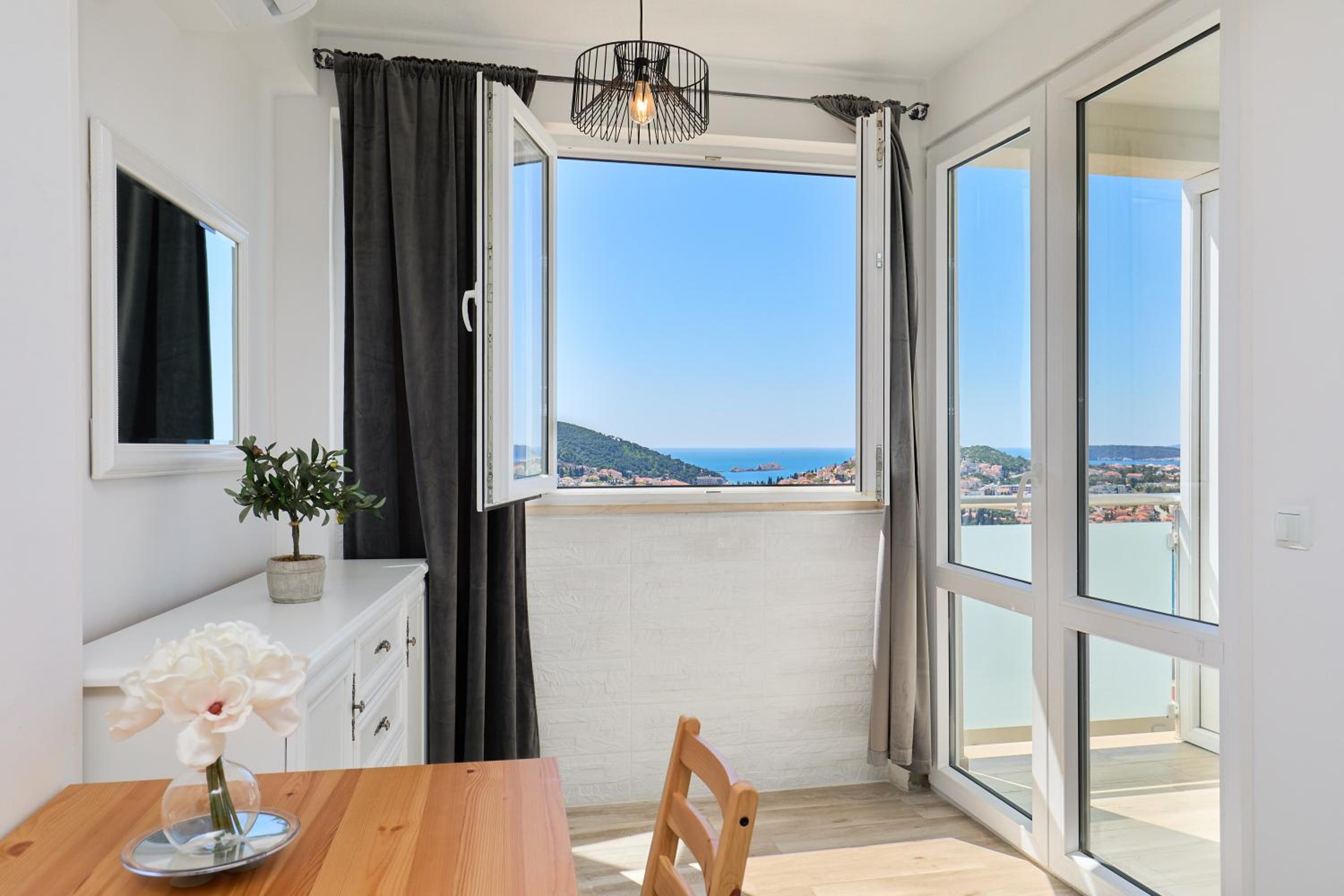 Apartment with Terrace