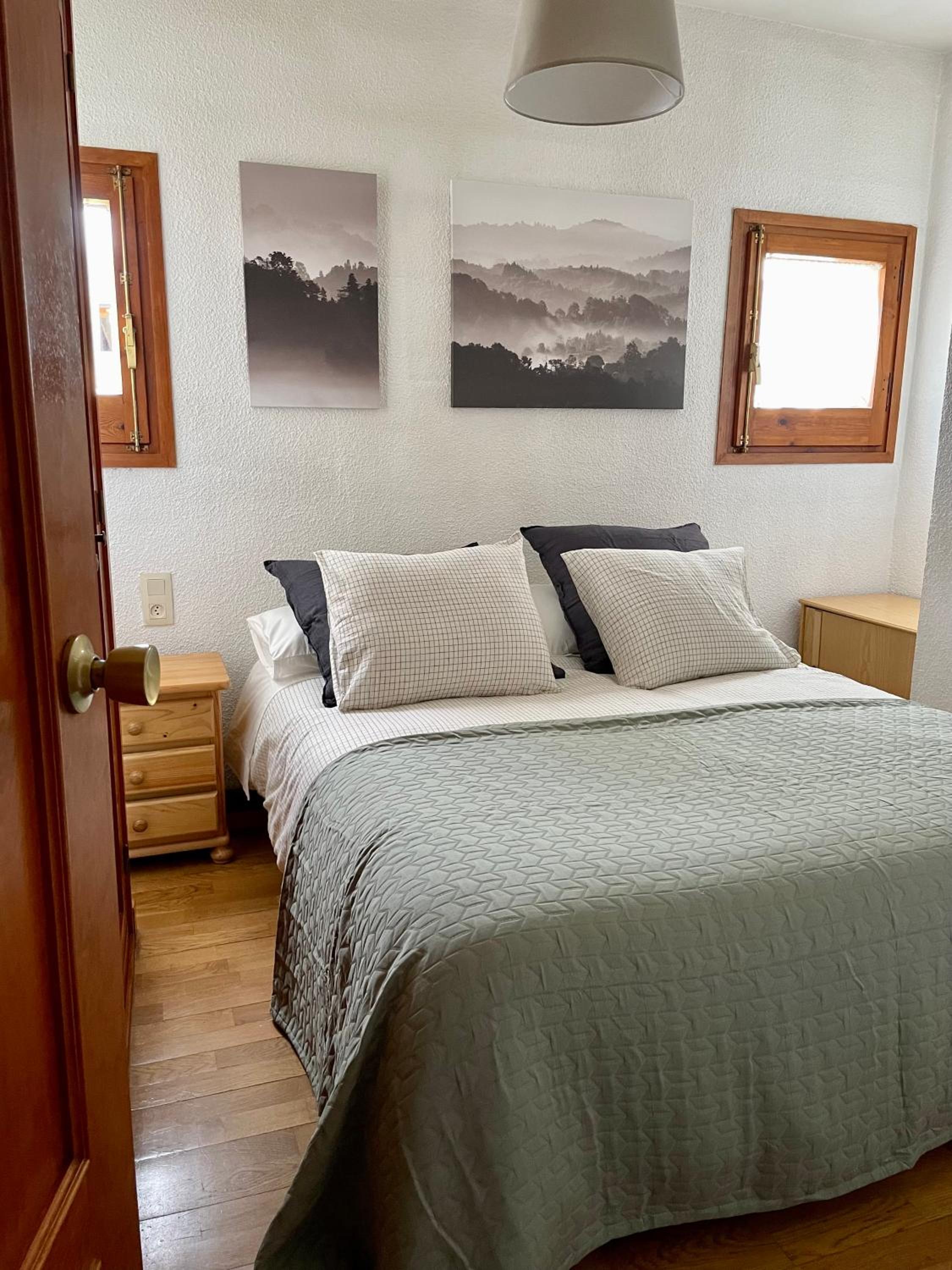 Two-Bedroom Apartment - Photo 15