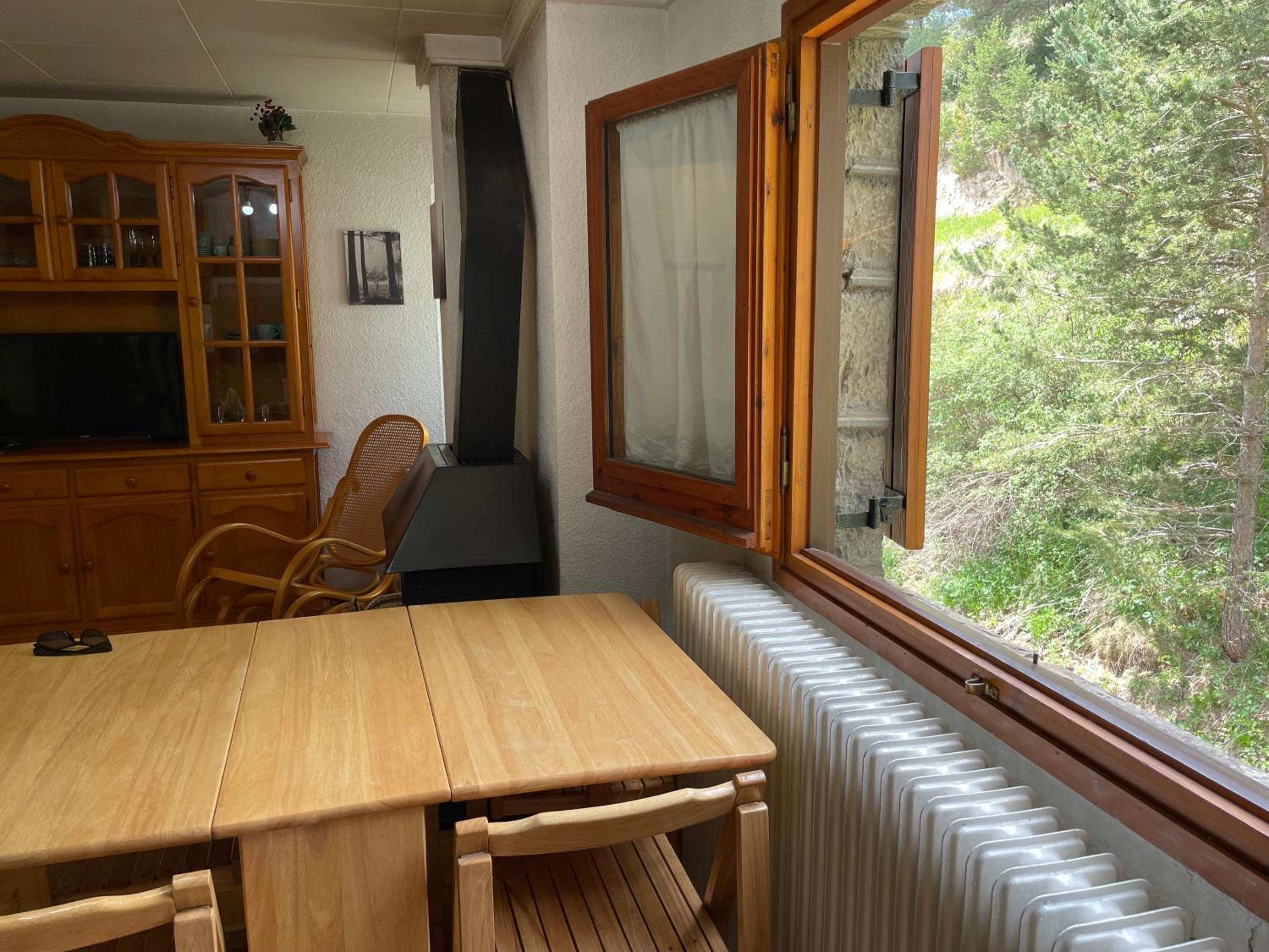 Two-Bedroom Apartment - Photo 2