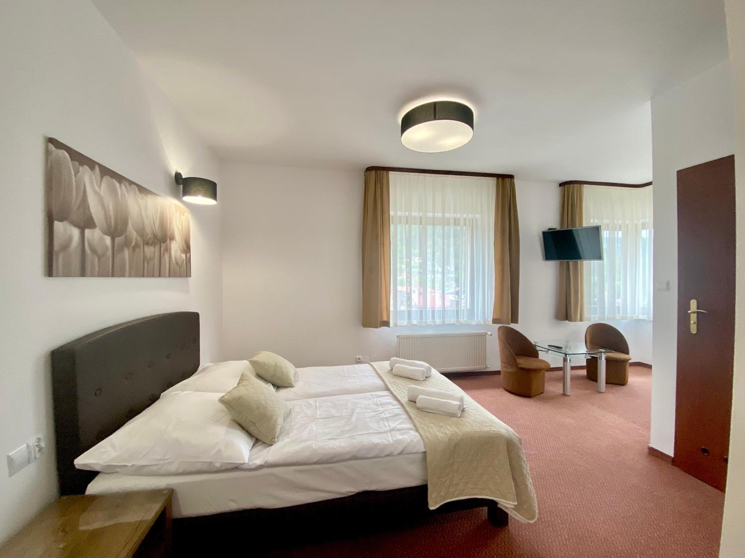 Standard Double Room photo 3