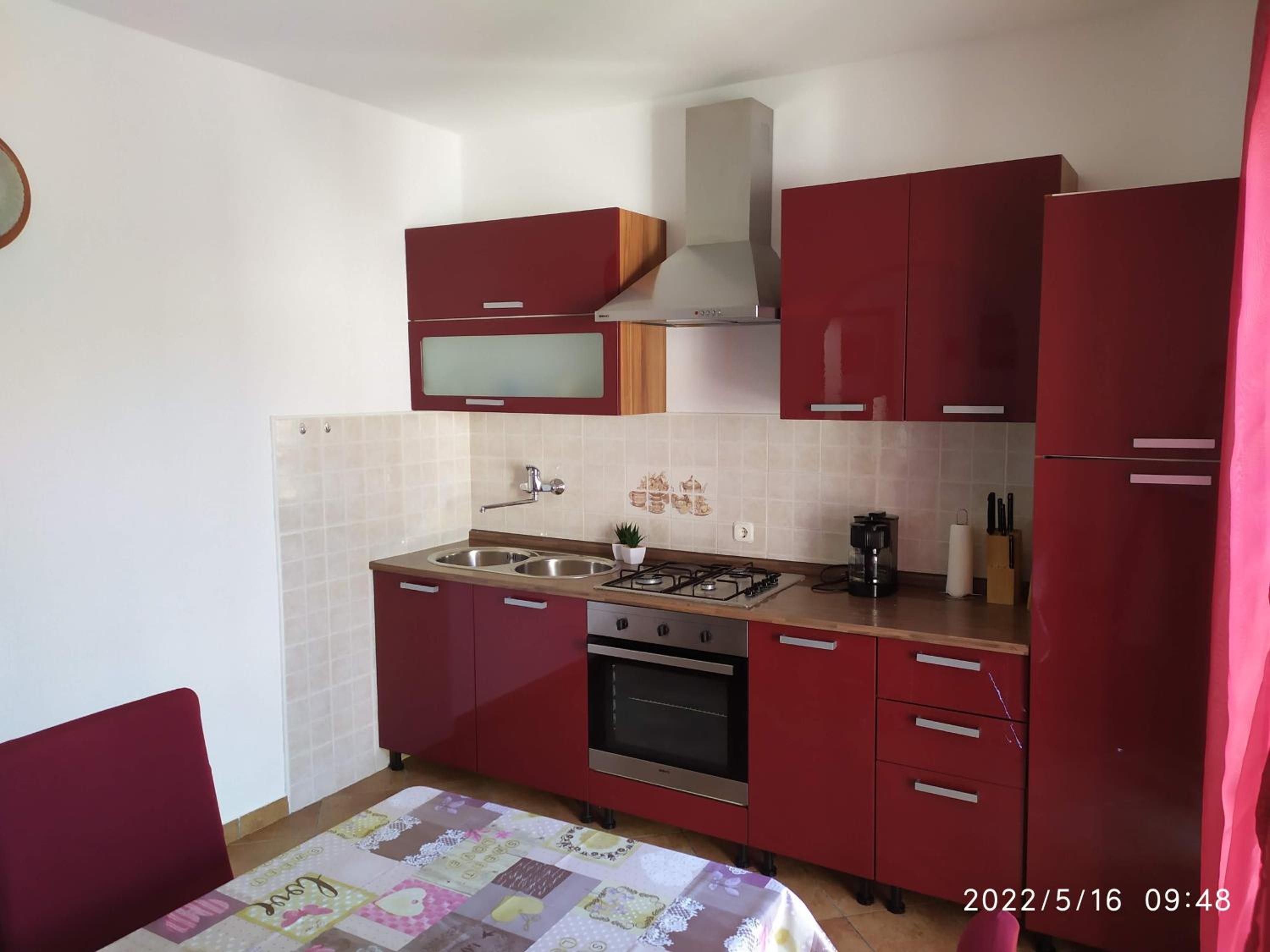 Apartment with Sea View - Photo 3