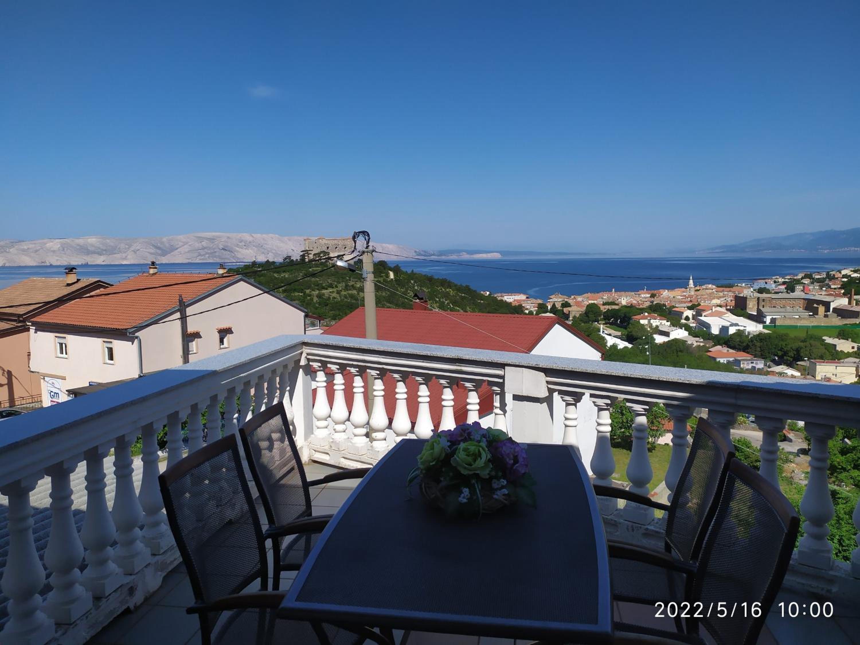 Apartment with Sea View - Photo 19