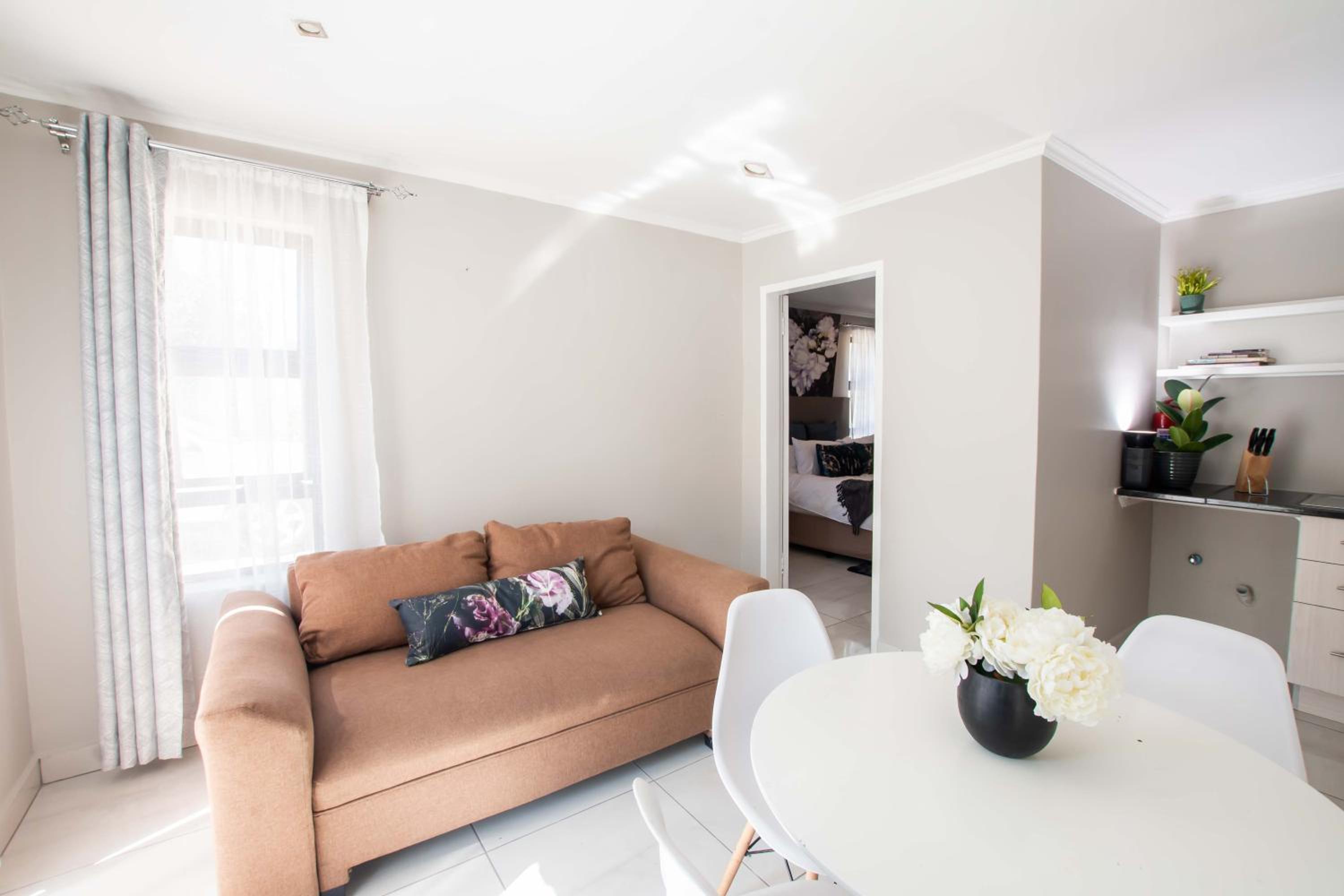 Apartment - Photo 9